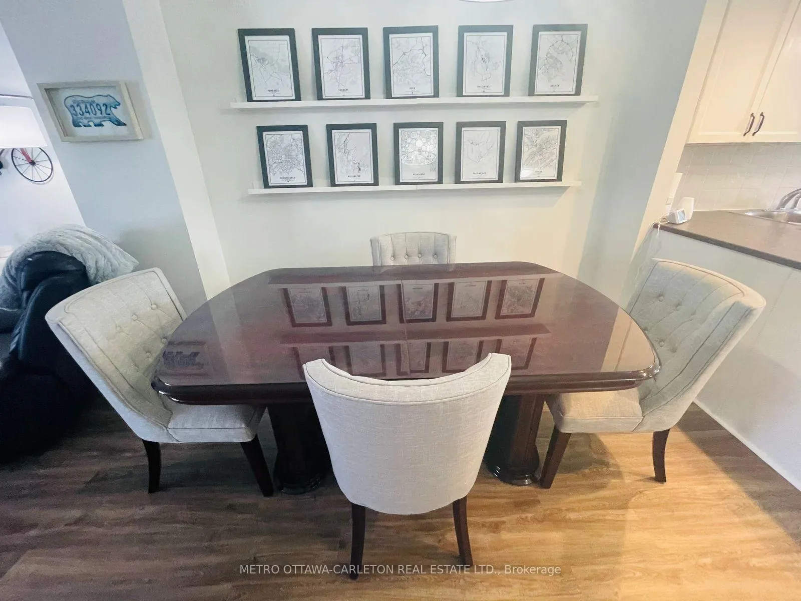 Photo 4 of 268 Meadowbreeze Drive, Ottawa, Kanata - Emerald Meadows/Trailwest — HOMEH