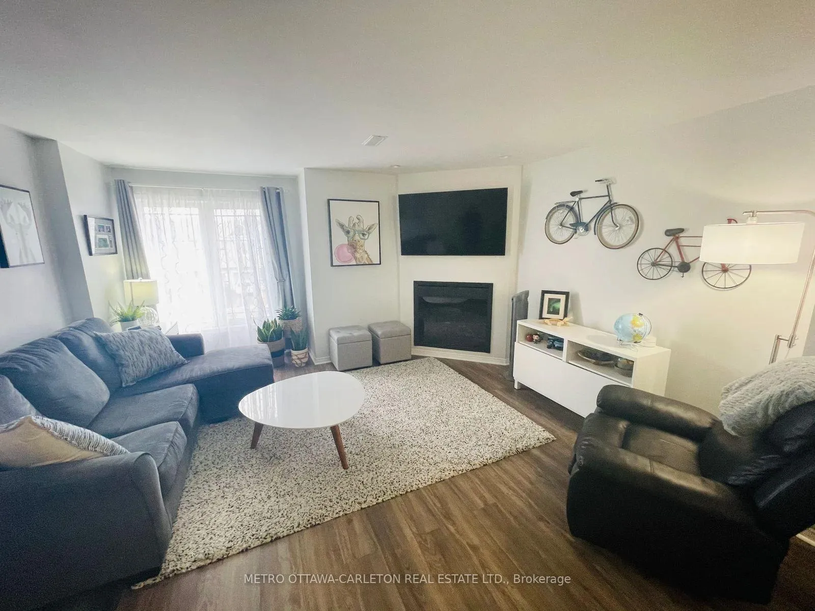 Photo 6 of 268 Meadowbreeze Drive, Ottawa, Kanata - Emerald Meadows/Trailwest — HOMEH