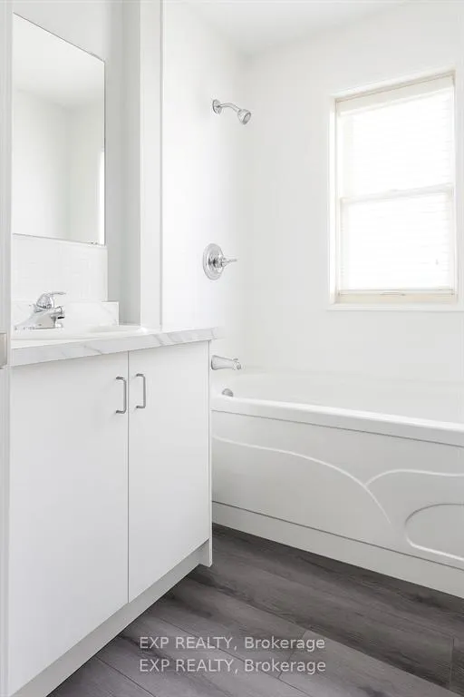 Photo 8 of 20 Marmora Street, St. Catharines, E. Chester — HOMEH