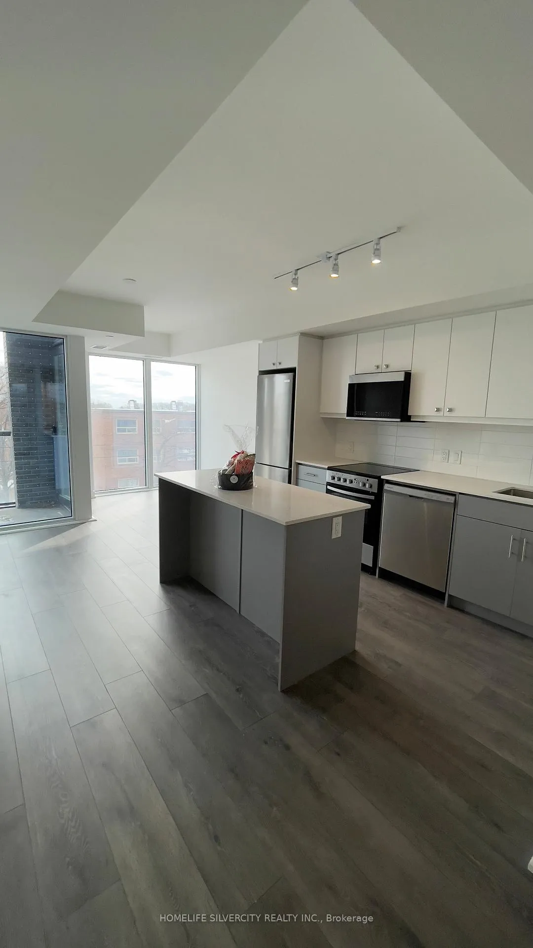Photo 2 of Unit 422, 2 Manderley Drive, Scarborough, Birchcliffe-Cliffside — HOMEH