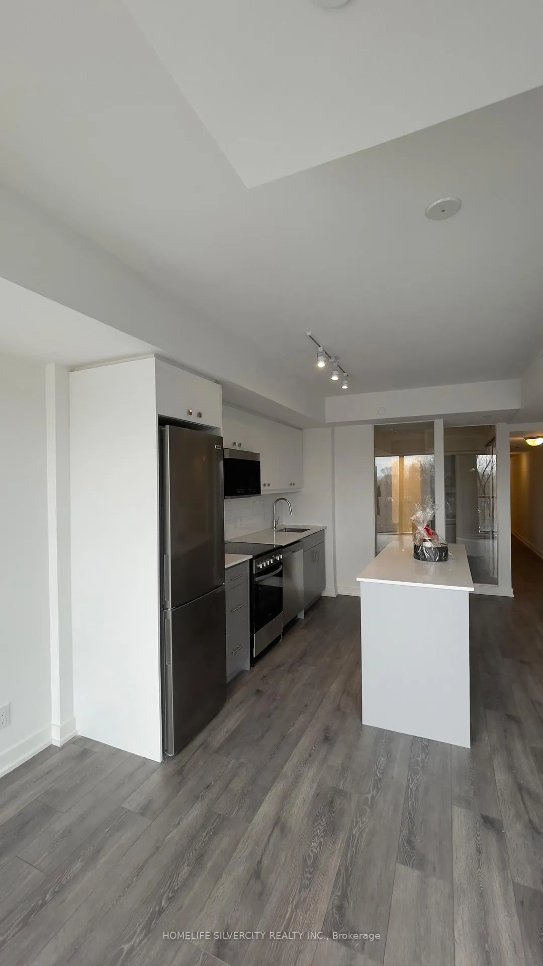 Photo 3 of Unit 422, 2 Manderley Drive, Scarborough, Birchcliffe-Cliffside — HOMEH