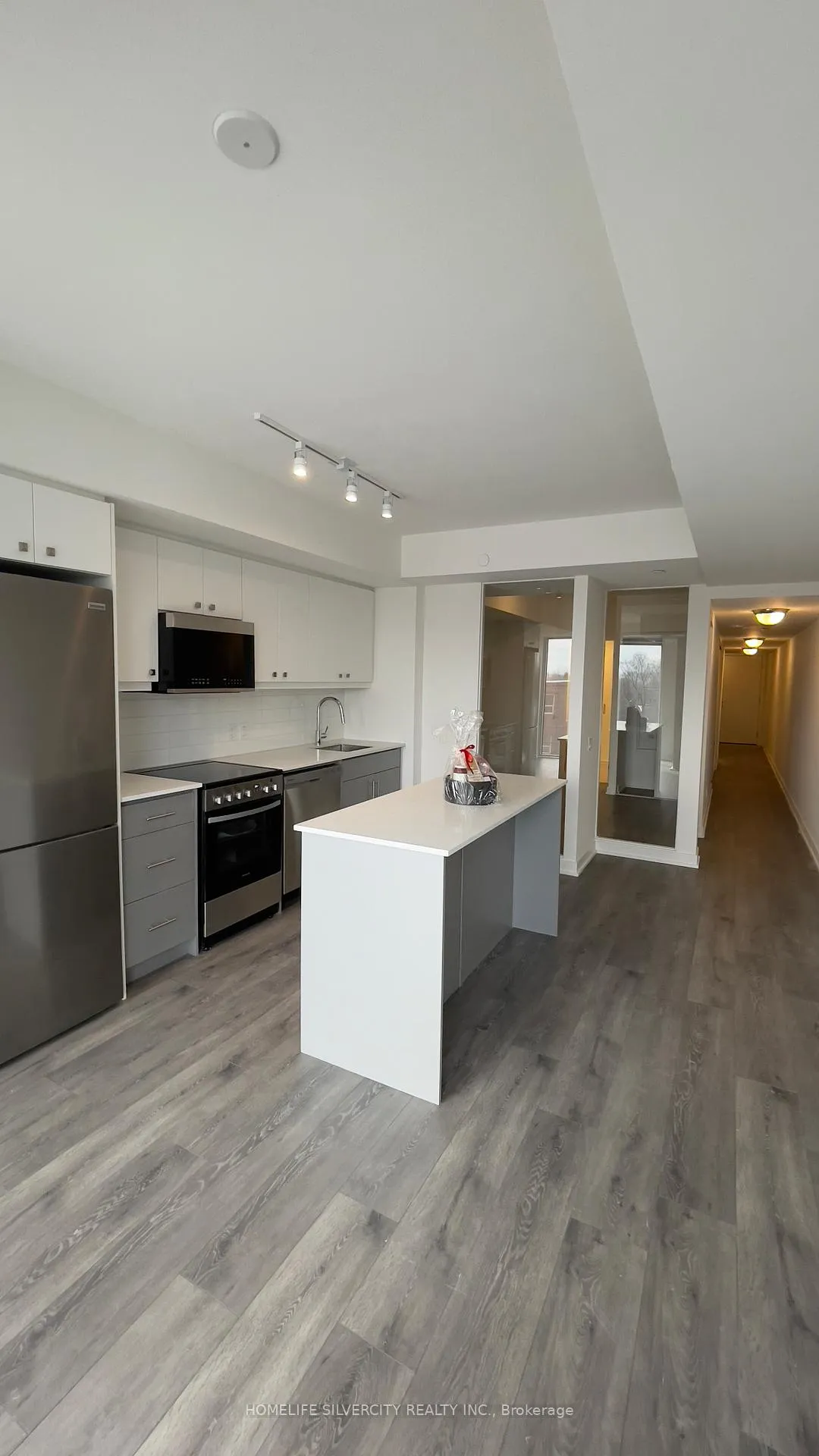 Photo 8 of Unit 422, 2 Manderley Drive, Scarborough, Birchcliffe-Cliffside — HOMEH