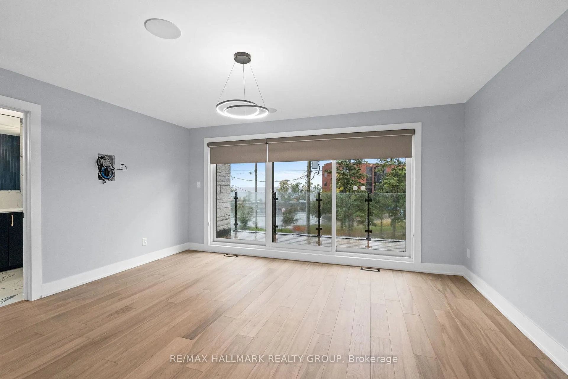 Photo 21 of Unit A, 886 Byron Avenue, Ottawa, McKellar/Highland — HOMEH