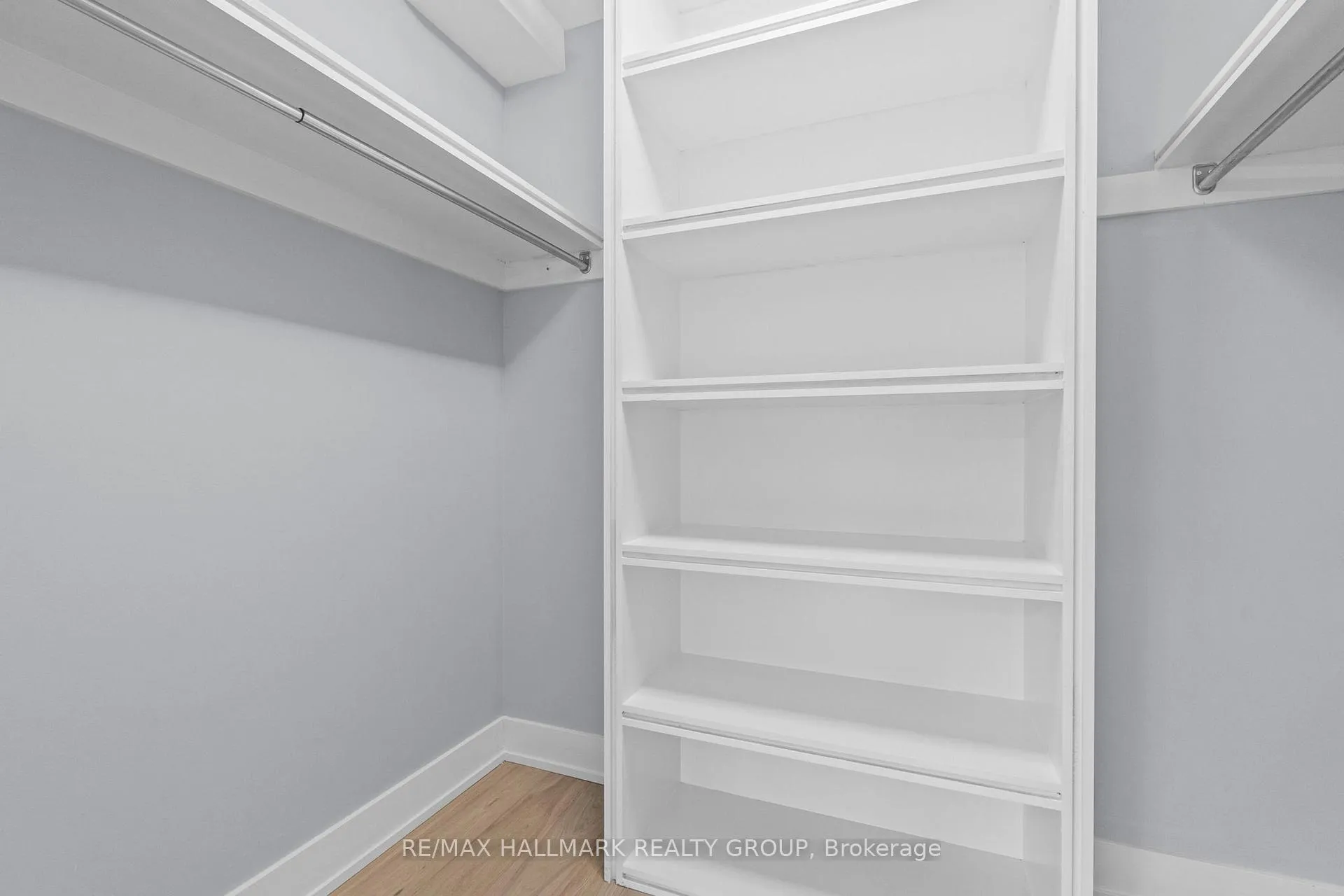 Photo 26 of Unit A, 886 Byron Avenue, Ottawa, McKellar/Highland — HOMEH
