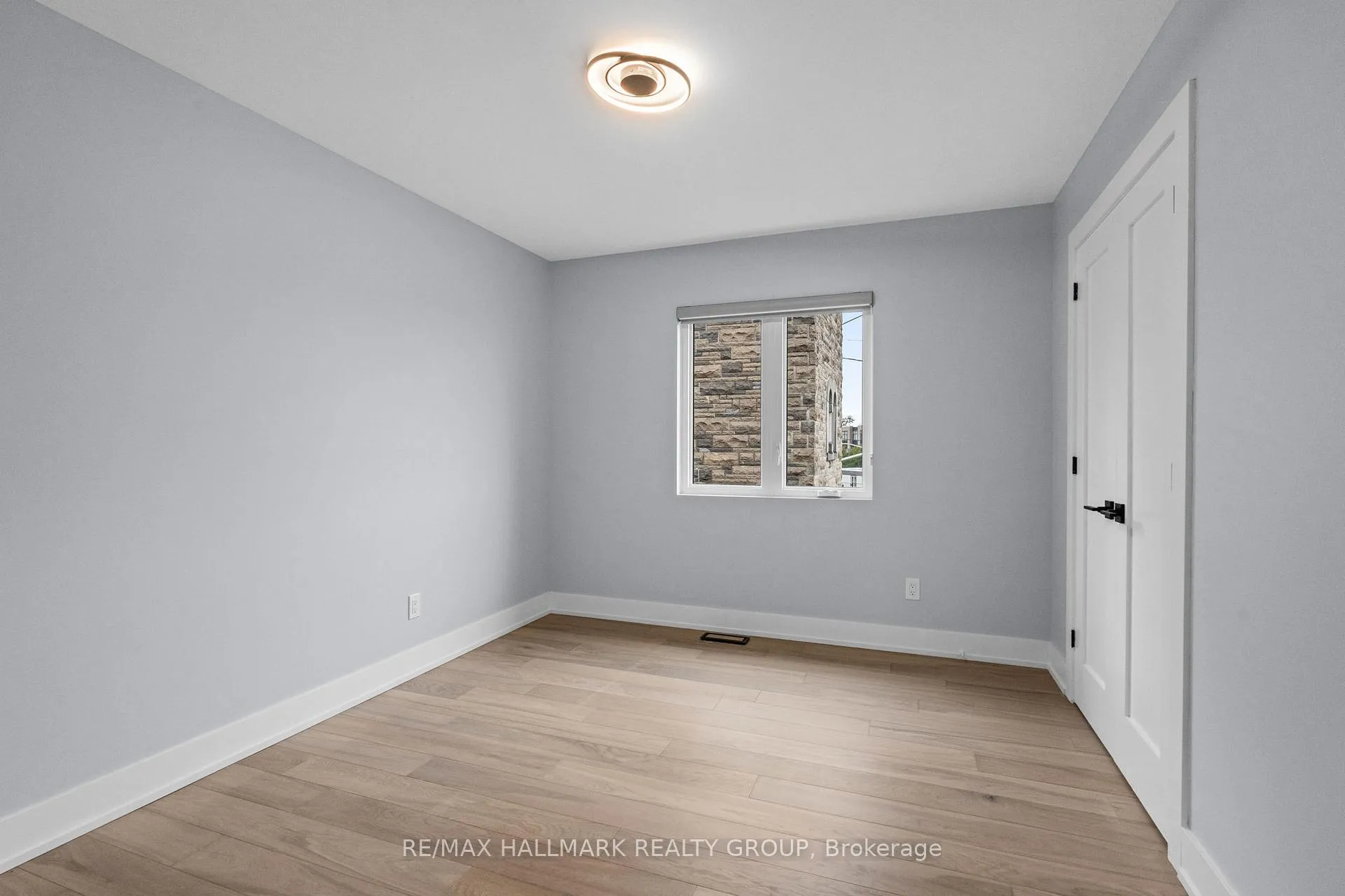 Photo 28 of Unit A, 886 Byron Avenue, Ottawa, McKellar/Highland — HOMEH
