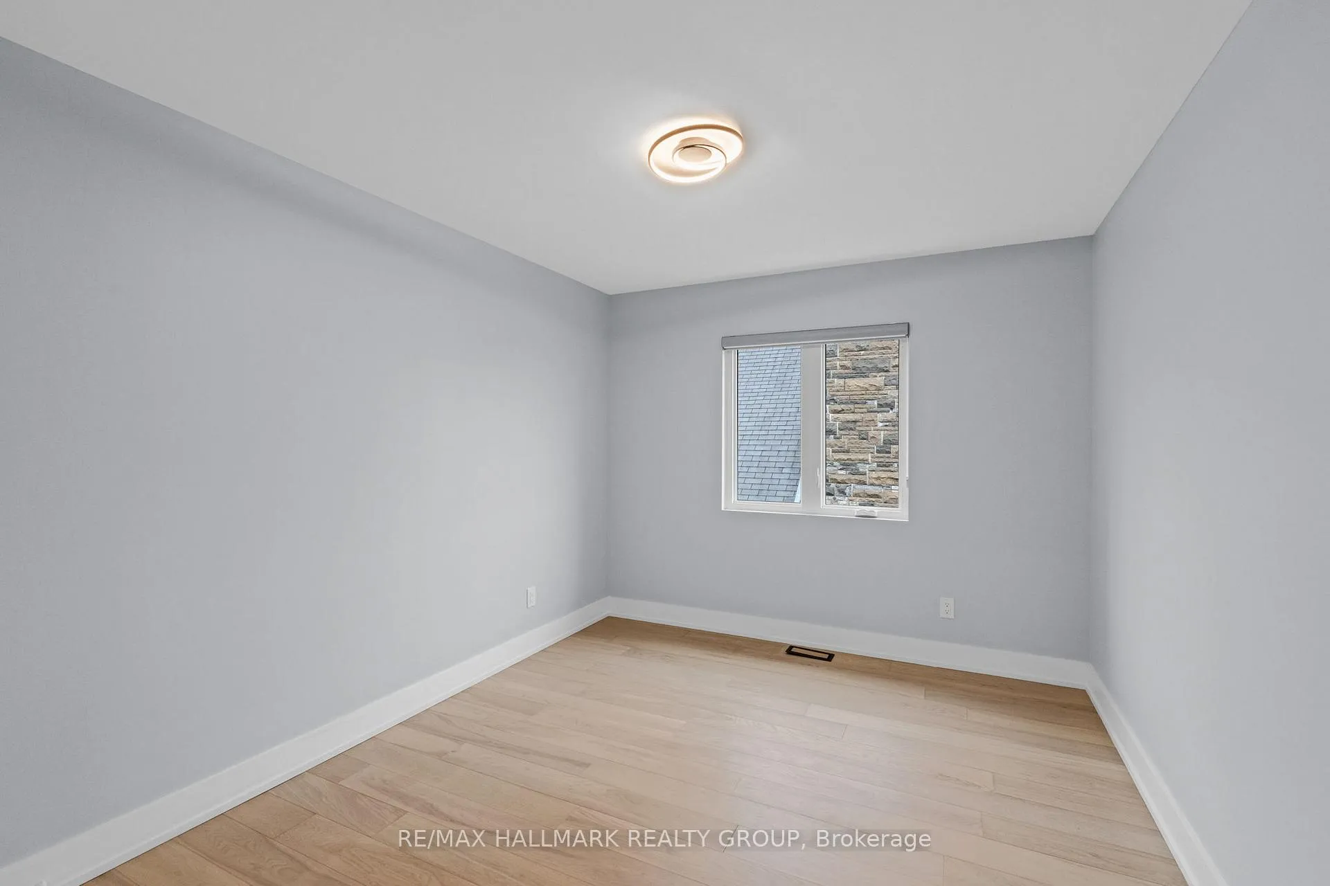 Photo 30 of Unit A, 886 Byron Avenue, Ottawa, McKellar/Highland — HOMEH
