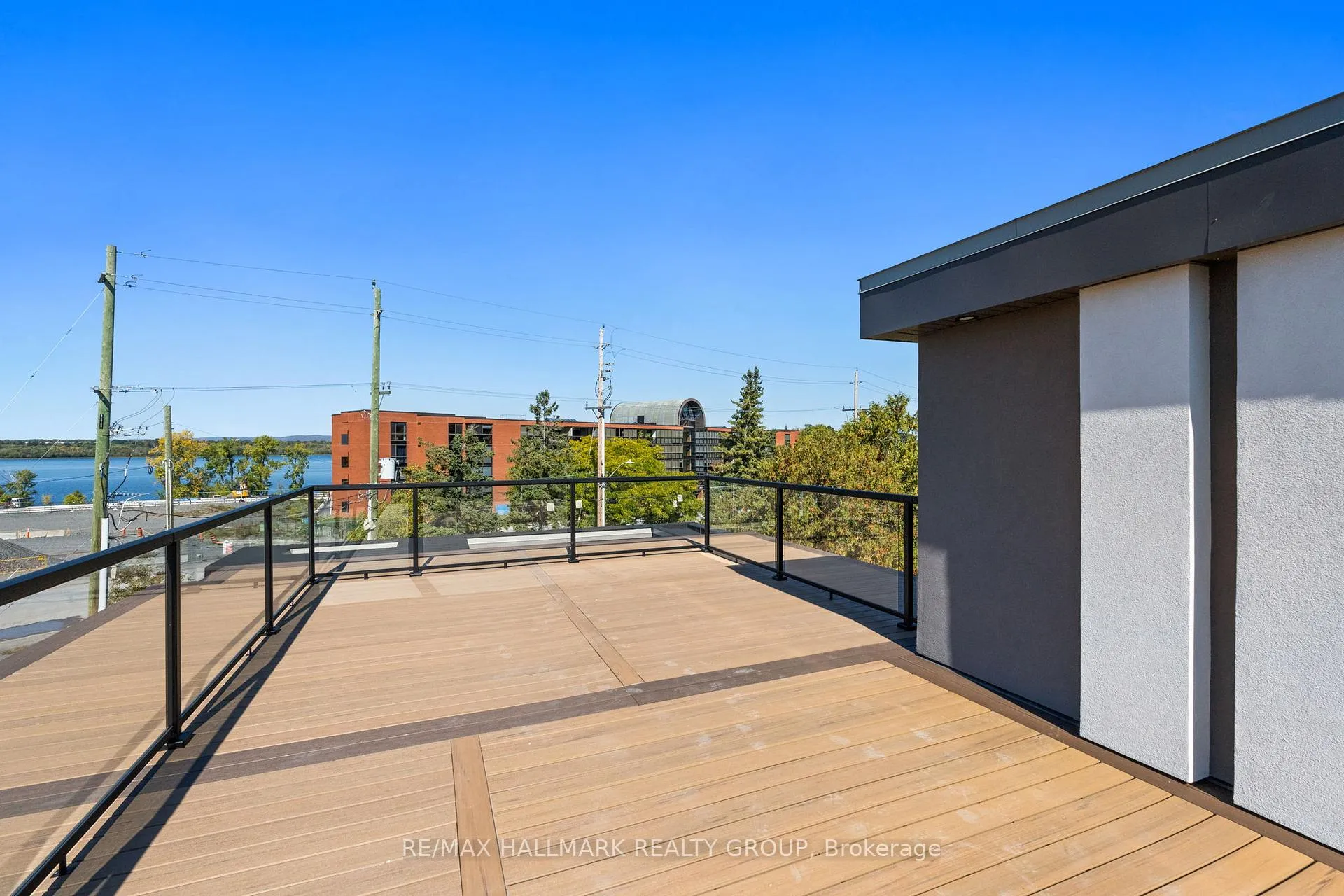 Photo 38 of Unit A, 886 Byron Avenue, Ottawa, McKellar/Highland — HOMEH