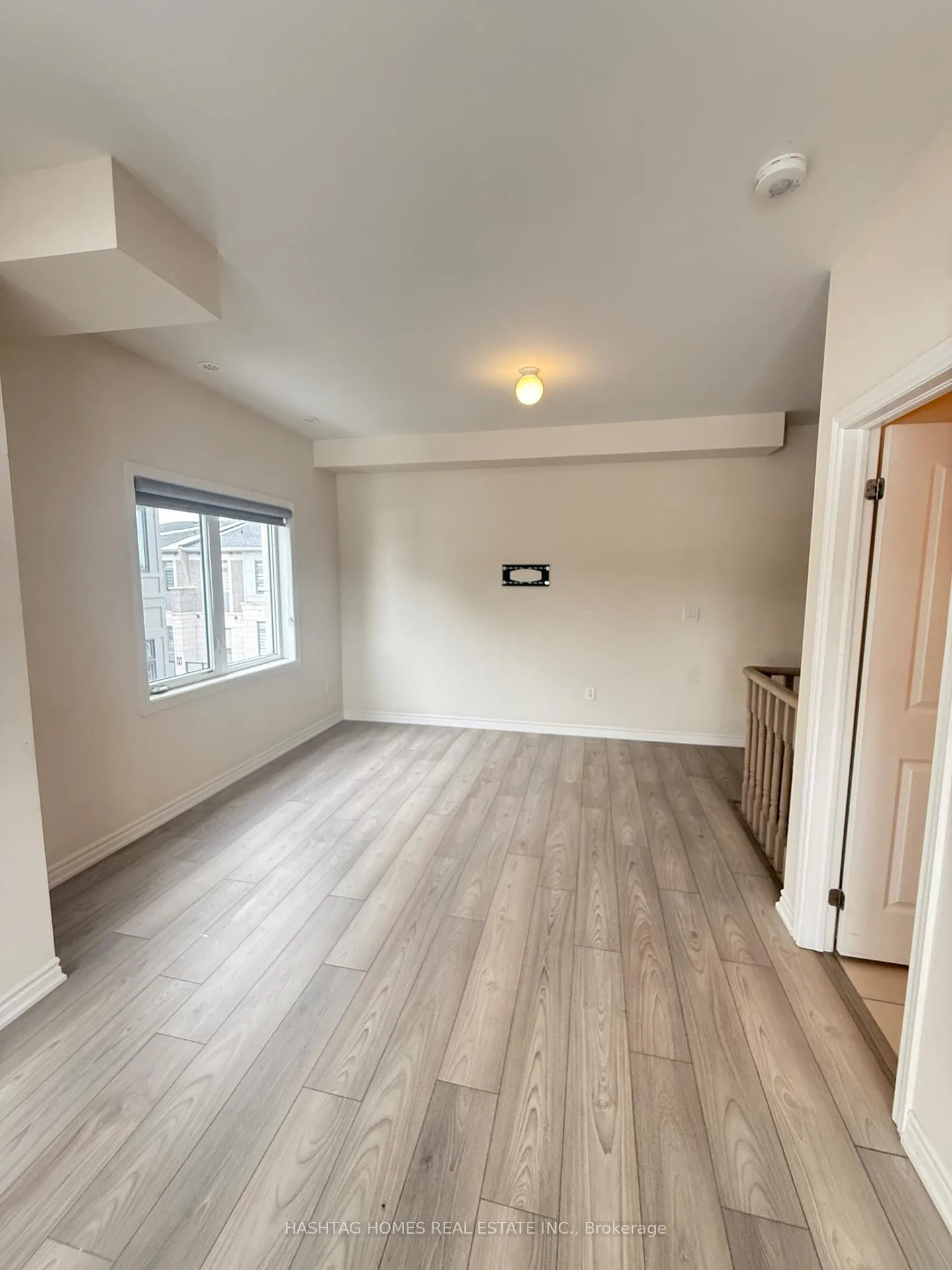 Photo 5 of Unit 412, 70 Halliford Place, Brampton, Bram East — HOMEH