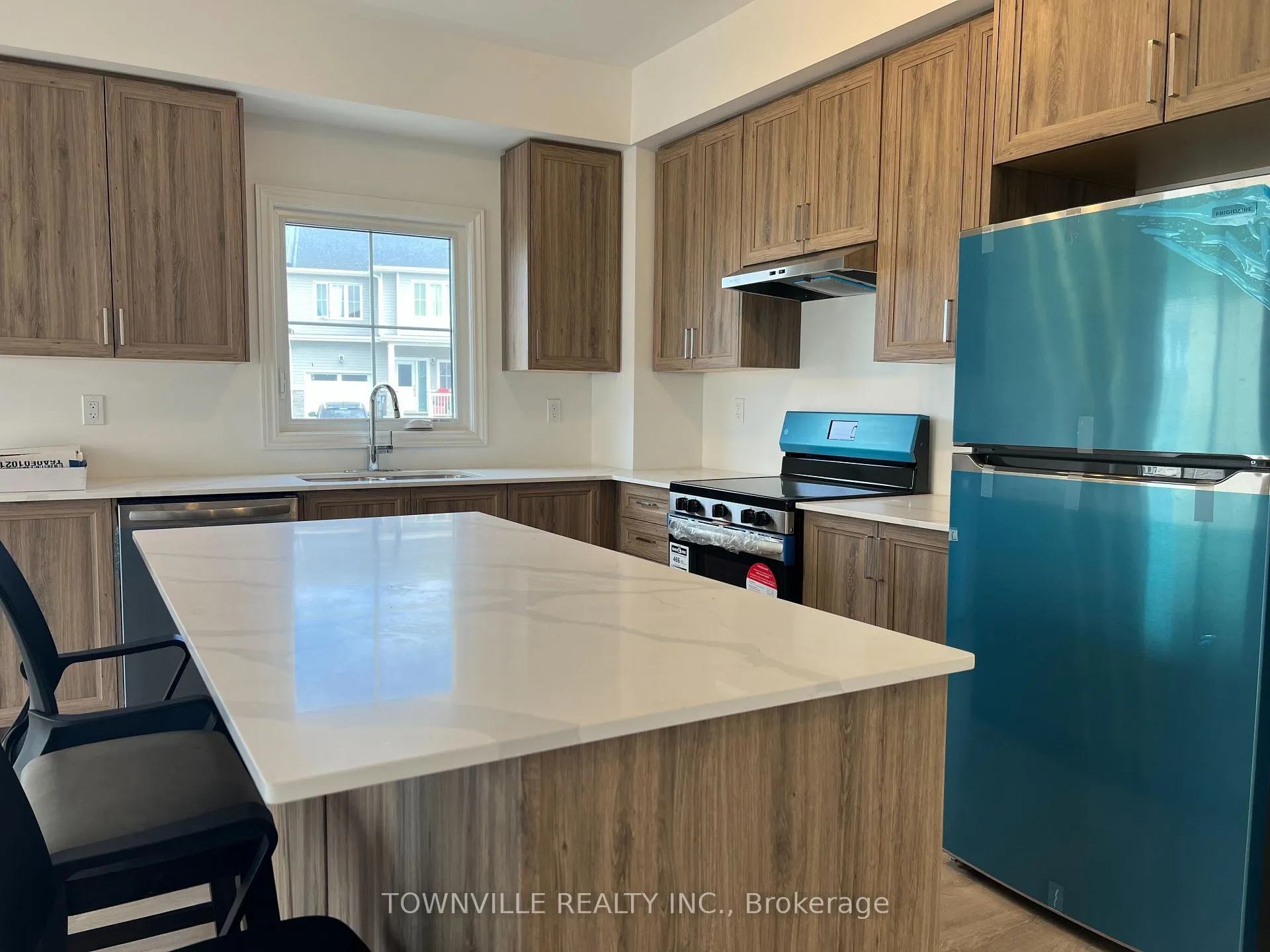 Photo 5 of 63 Lincoln Drive, Belleville, Belleville Ward — HOMEH