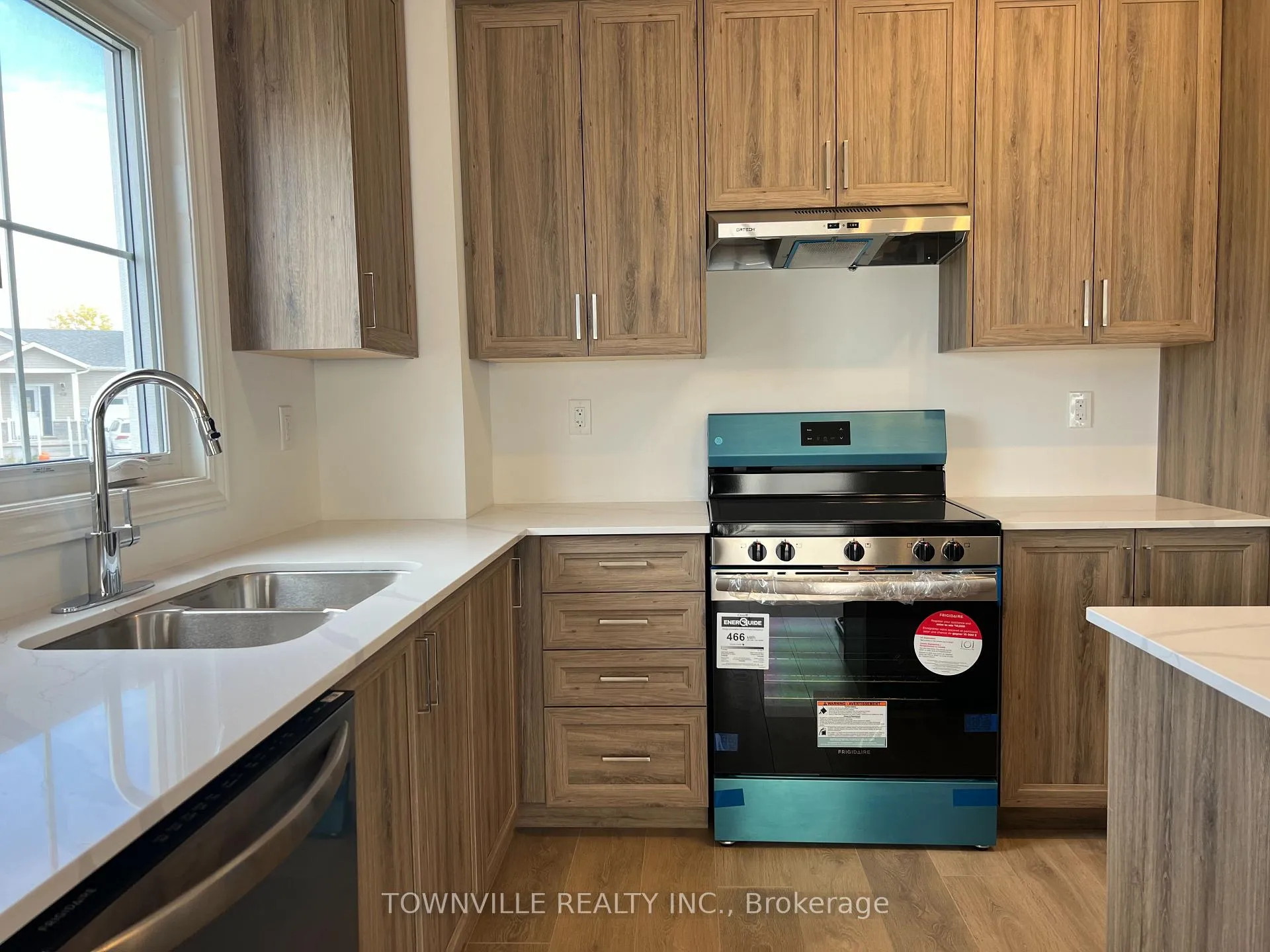 Photo 7 of 63 Lincoln Drive, Belleville, Belleville Ward — HOMEH