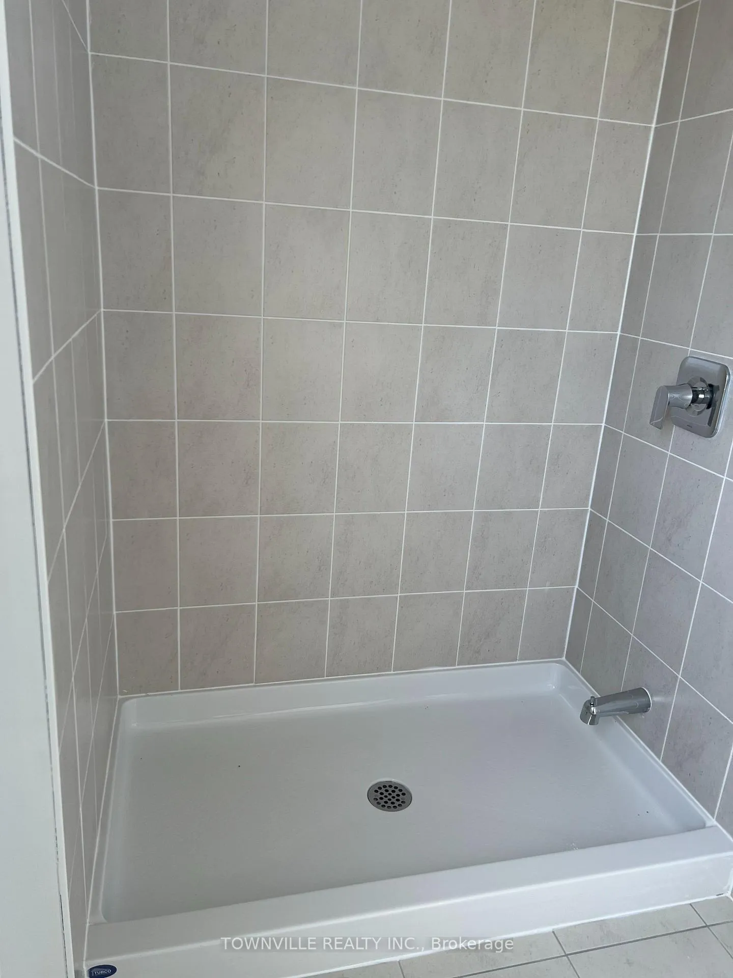 Photo 14 of 63 Lincoln Drive, Belleville, Belleville Ward — HOMEH
