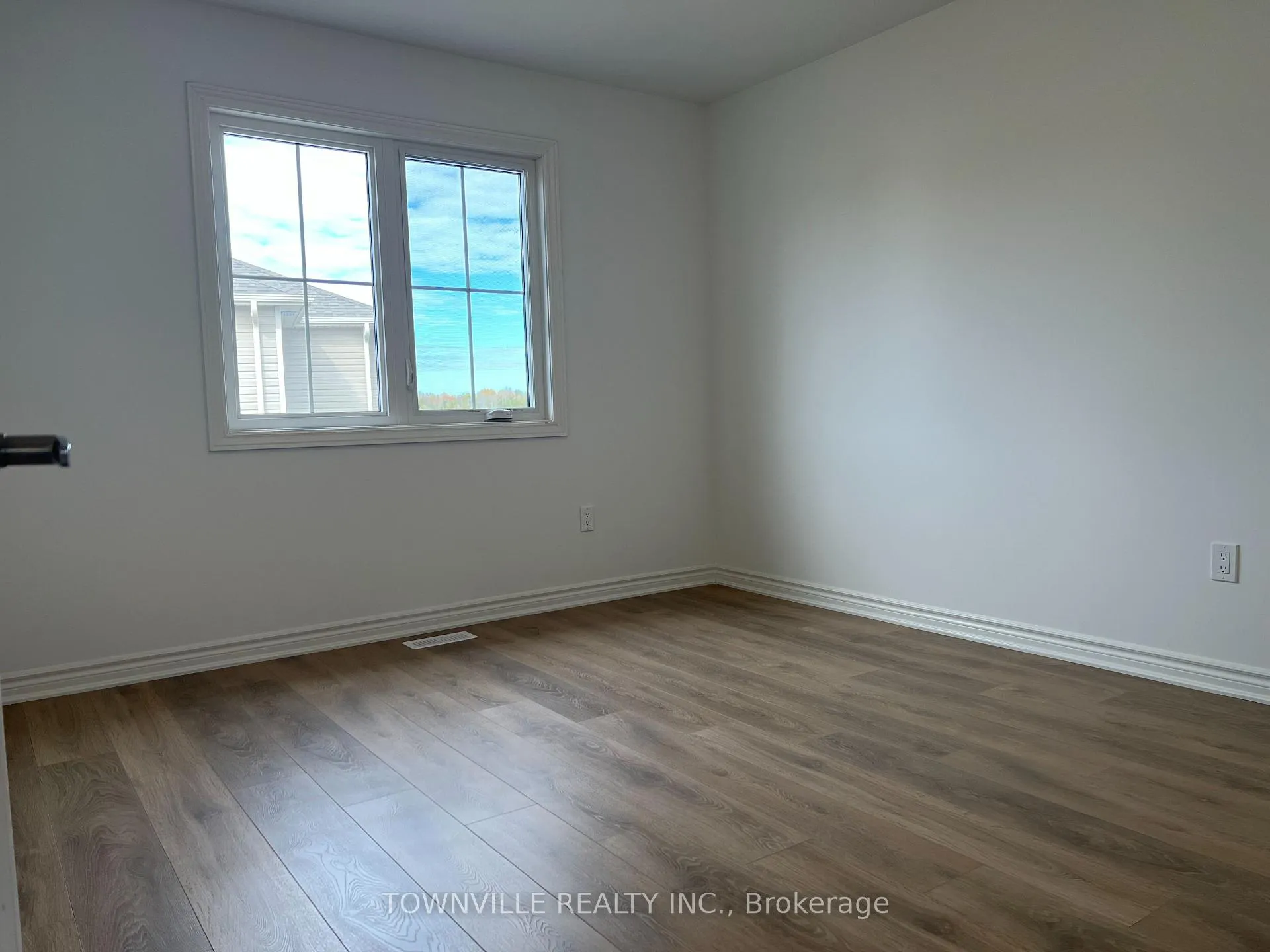 Photo 17 of 63 Lincoln Drive, Belleville, Belleville Ward — HOMEH