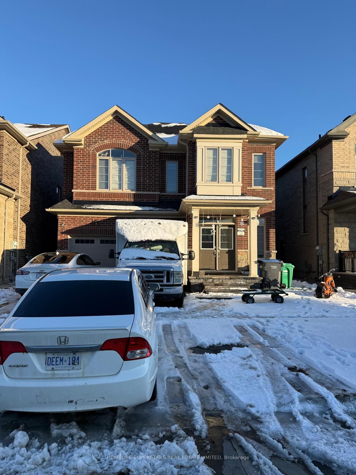 Photo 2 of 7 Cadence Road, Brampton, Credit Valley — HOMEH