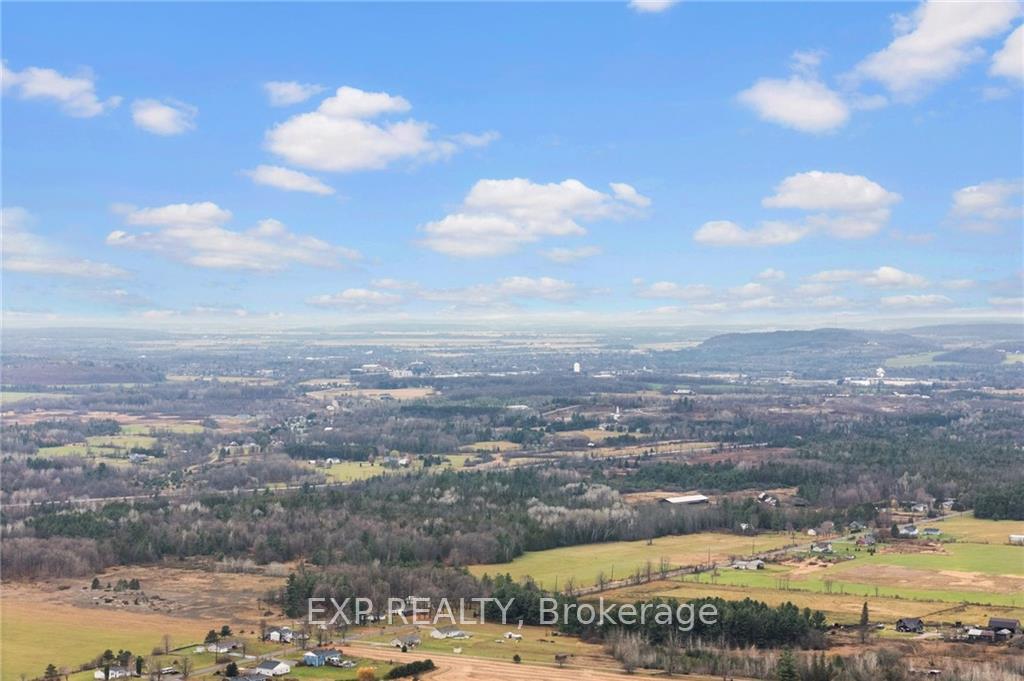 Photo 13 of 640 Yantha Road, Horton, Horton Twp — HOMEH
