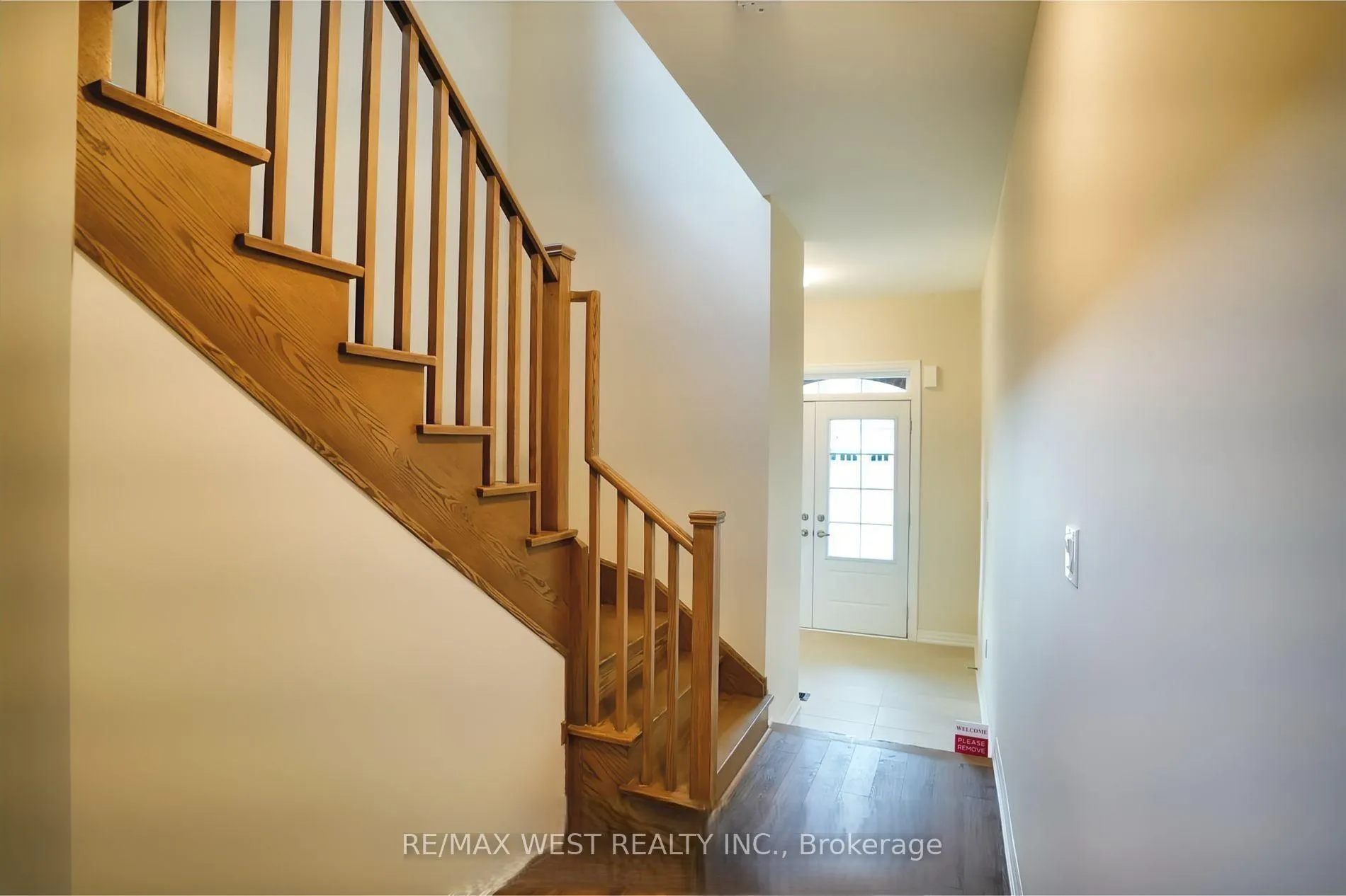 Photo 6 of 7 Stennett Drive, Georgina, Keswick North — HOMEH