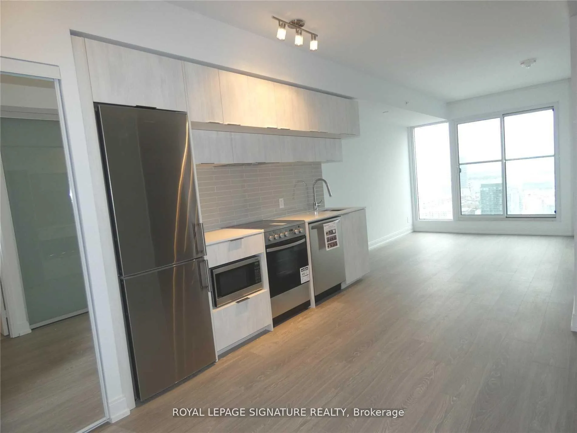 Photo 3 of Unit 3706, 181 Dundas Street E, Toronto, Church-Yonge Corridor — HOMEH