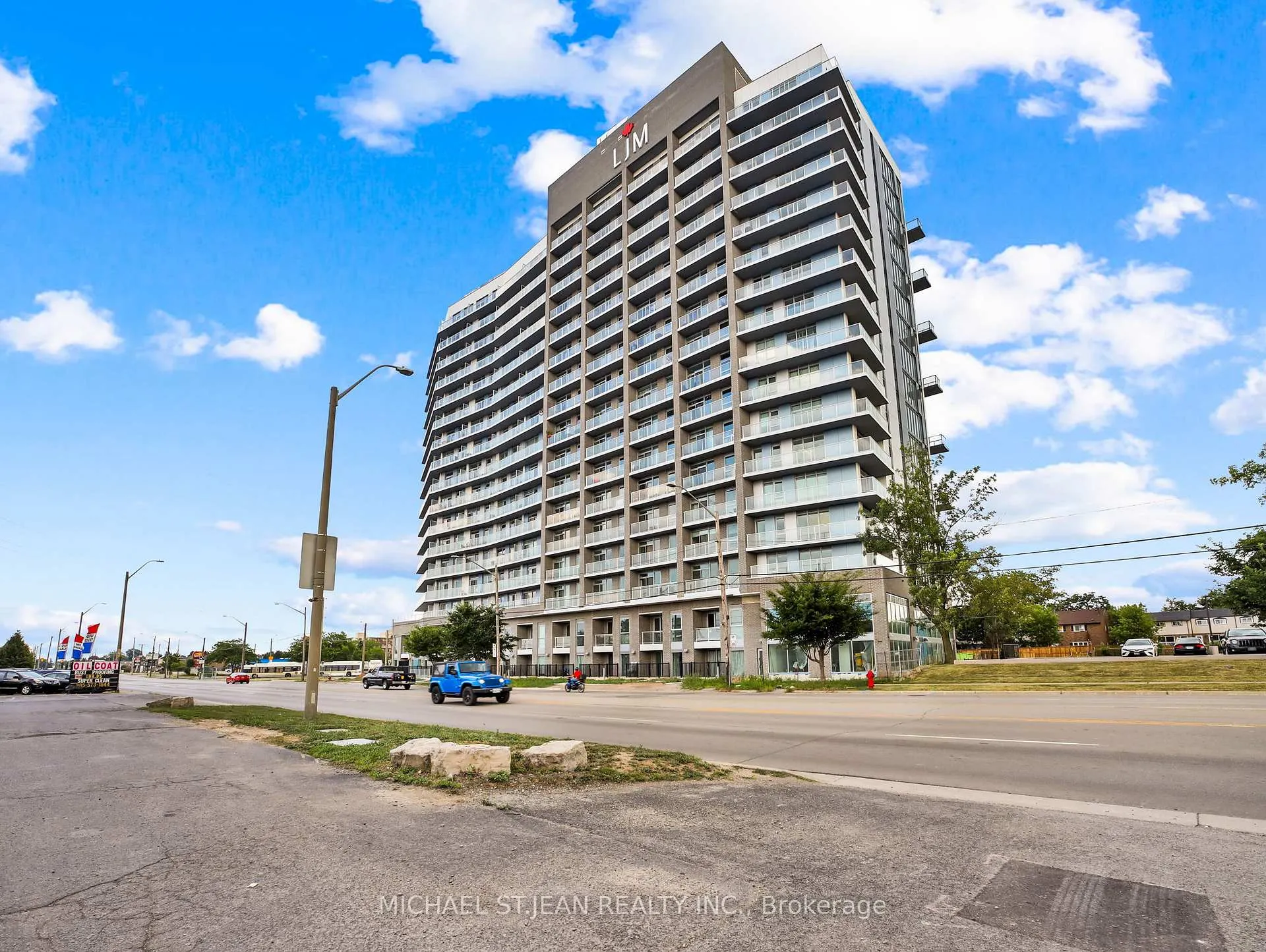 Photo 3 of Unit 1418, 2782 Barton Street E, Hamilton, Grayside — HOMEH