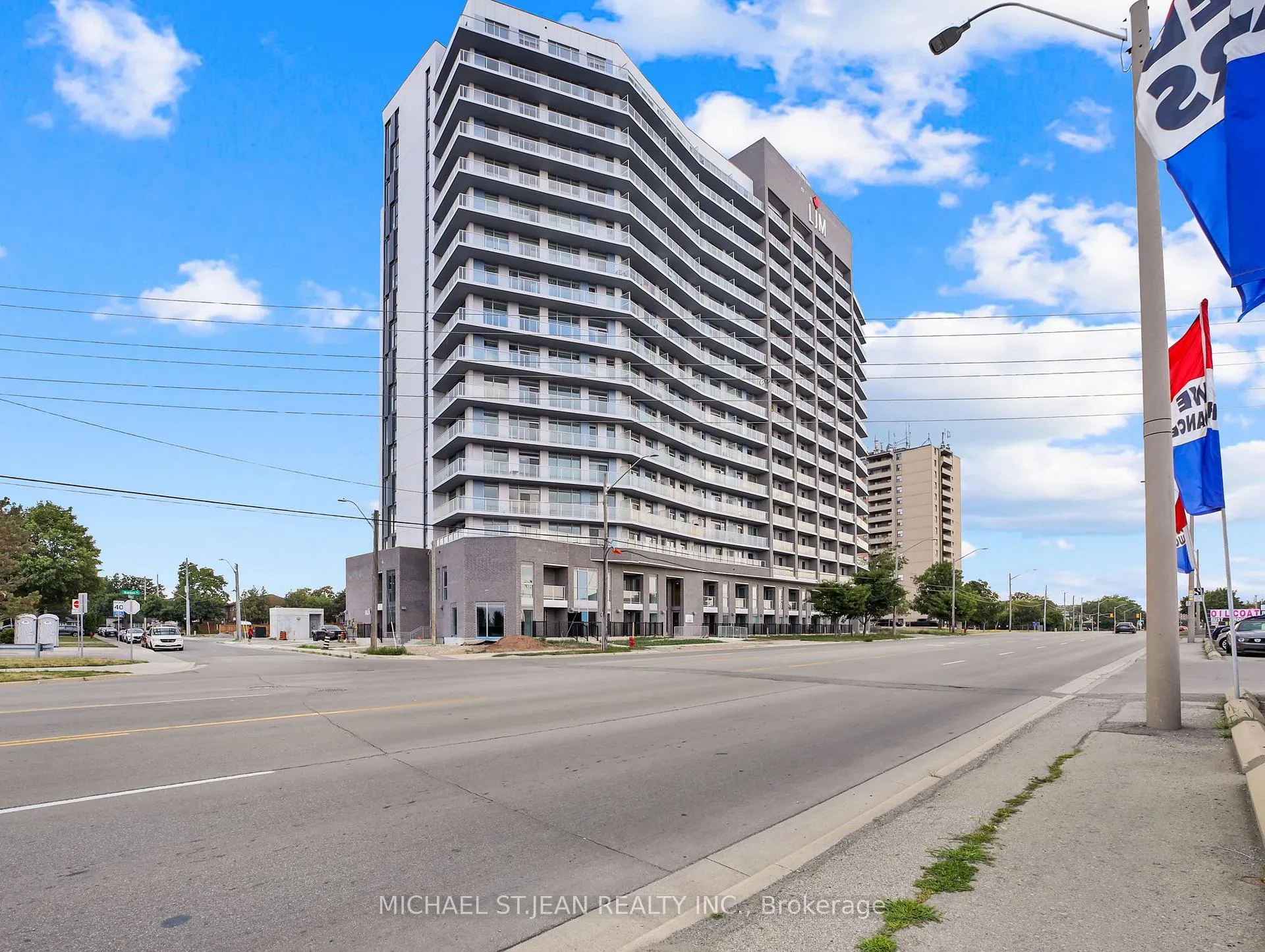 Photo 4 of Unit 1418, 2782 Barton Street E, Hamilton, Grayside — HOMEH