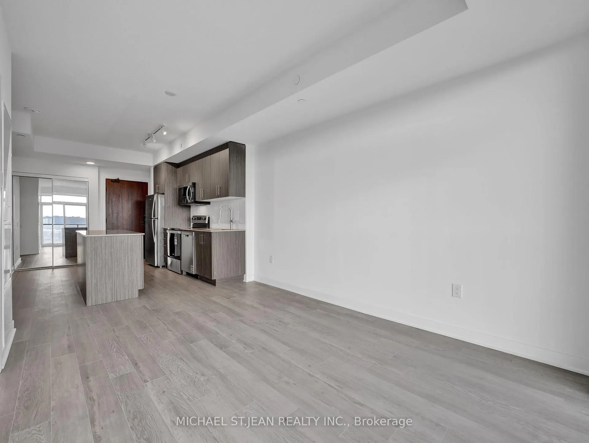 Photo 22 of Unit 1418, 2782 Barton Street E, Hamilton, Grayside — HOMEH