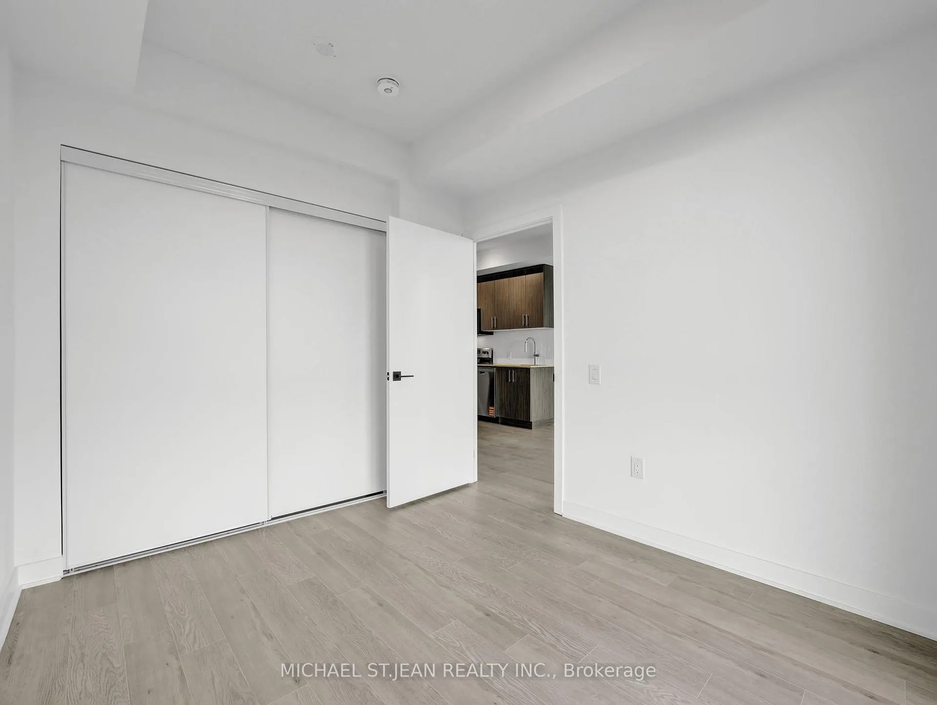 Photo 26 of Unit 1418, 2782 Barton Street E, Hamilton, Grayside — HOMEH
