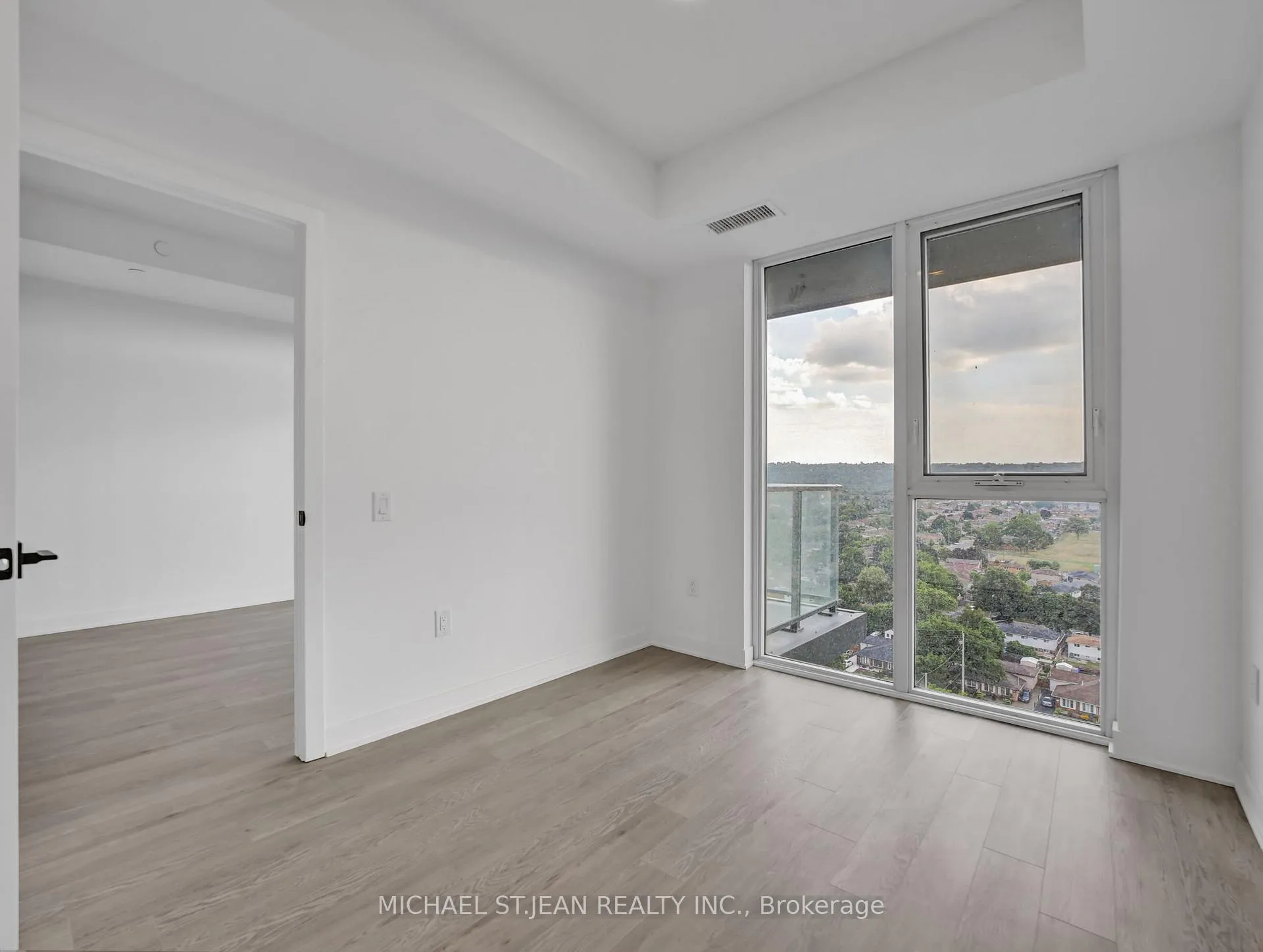 Photo 27 of Unit 1418, 2782 Barton Street E, Hamilton, Grayside — HOMEH