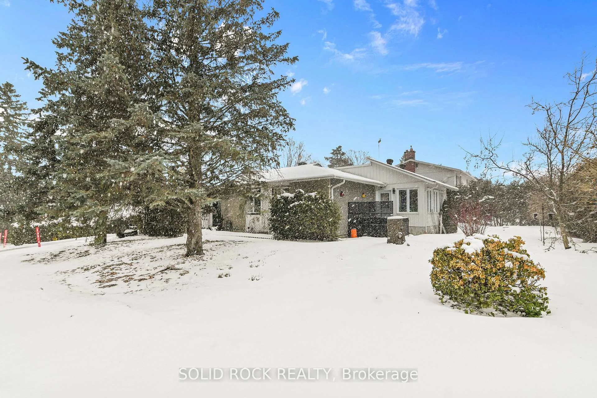 Photo 2 of 28 Carbrooke Street, Ottawa, Kanata - Glencairn/Hazeldean — HOMEH
