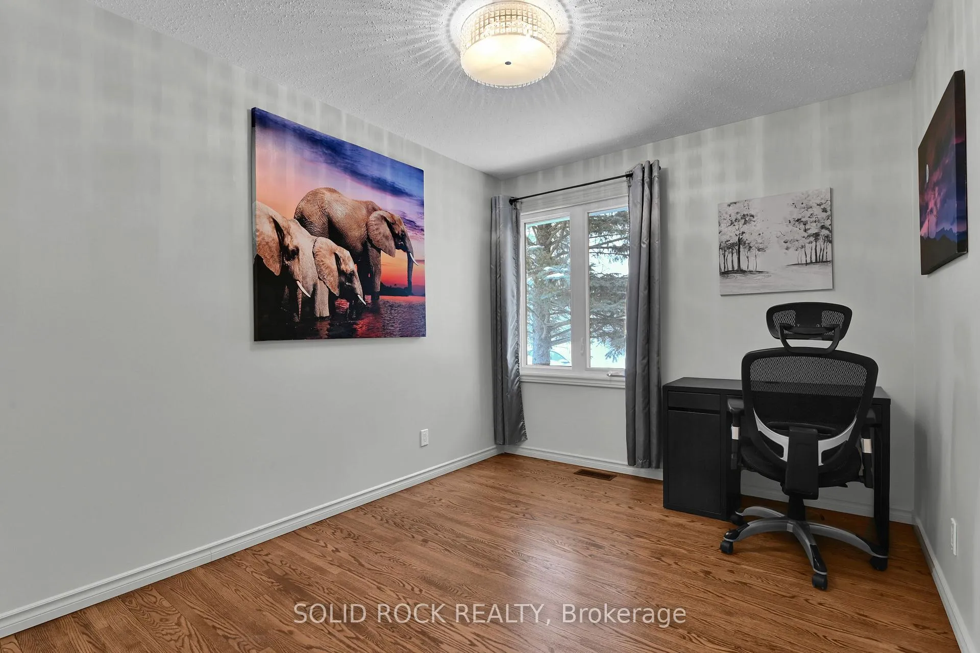Photo 14 of 28 Carbrooke Street, Ottawa, Kanata - Glencairn/Hazeldean — HOMEH
