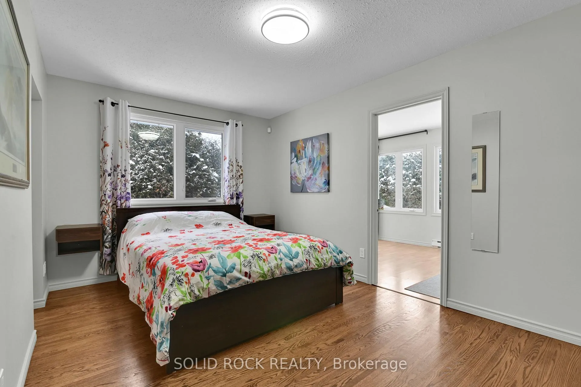 Photo 18 of 28 Carbrooke Street, Ottawa, Kanata - Glencairn/Hazeldean — HOMEH