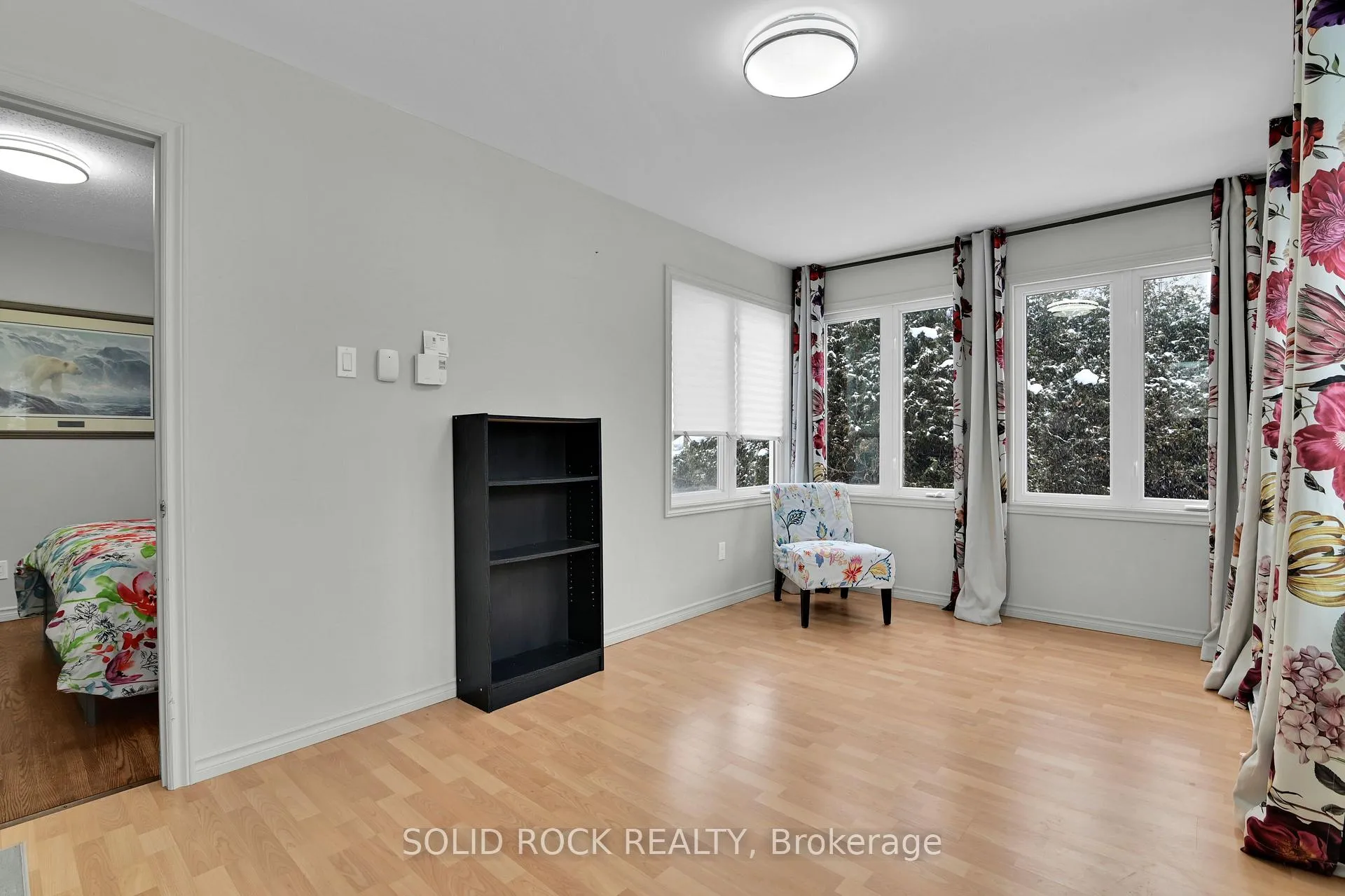 Photo 22 of 28 Carbrooke Street, Ottawa, Kanata - Glencairn/Hazeldean — HOMEH