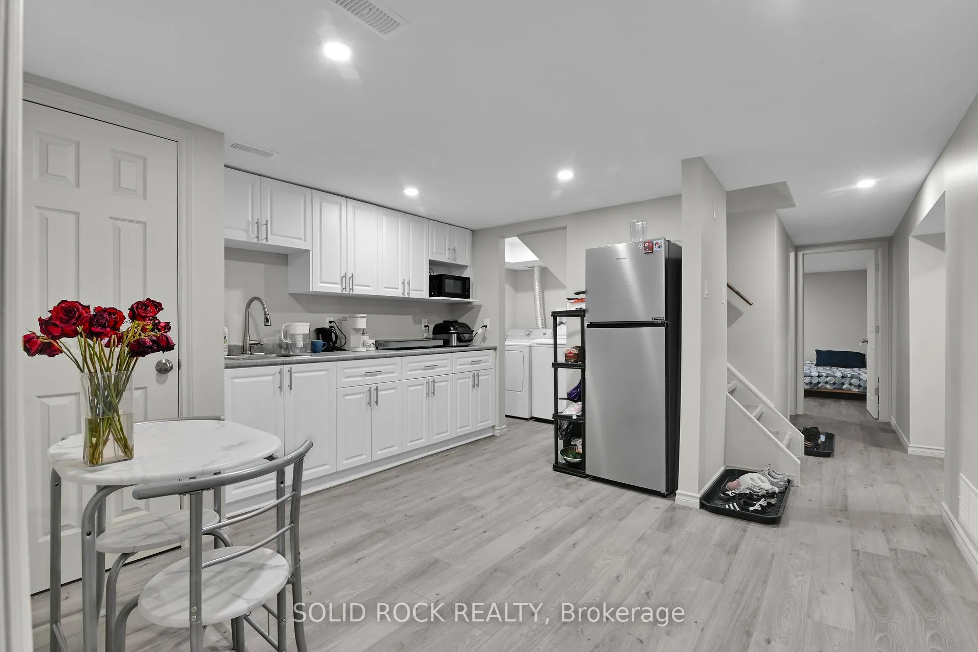Photo 26 of 28 Carbrooke Street, Ottawa, Kanata - Glencairn/Hazeldean — HOMEH