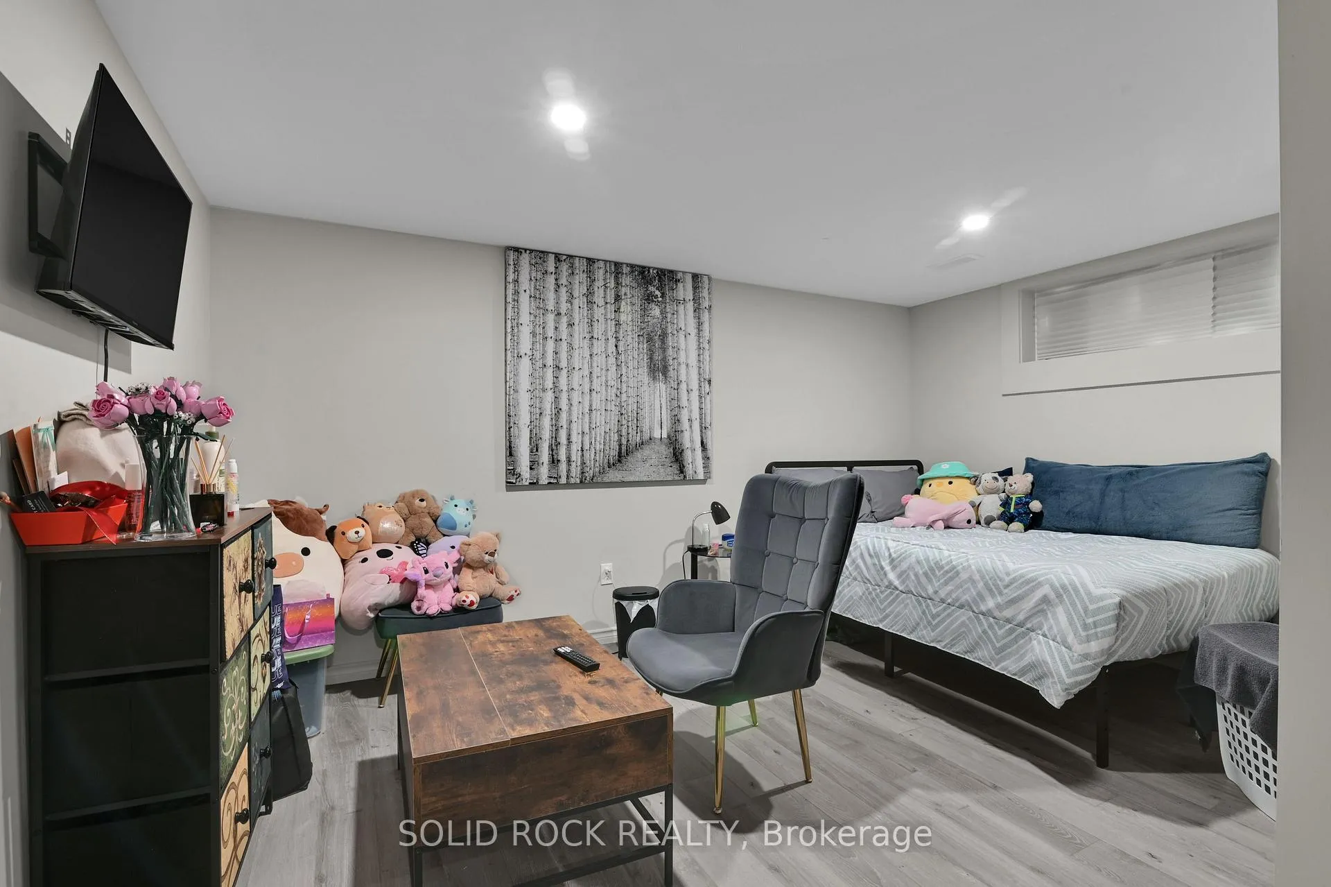 Photo 28 of 28 Carbrooke Street, Ottawa, Kanata - Glencairn/Hazeldean — HOMEH