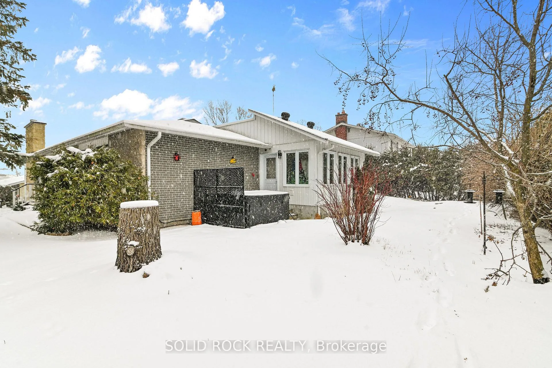 Photo 35 of 28 Carbrooke Street, Ottawa, Kanata - Glencairn/Hazeldean — HOMEH