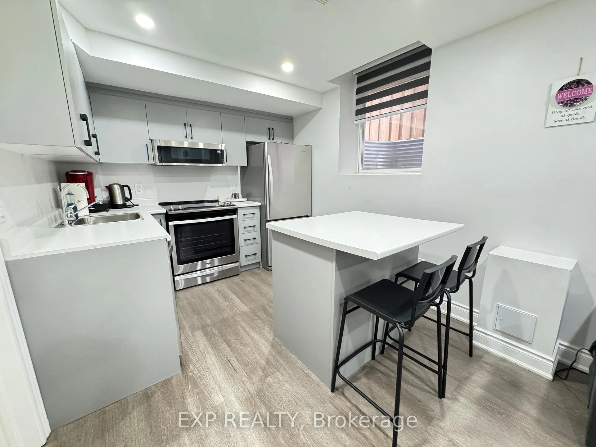 Photo 6 of Unit Basement, 164 Morningside Drive, Halton Hills, Georgetown — HOMEH