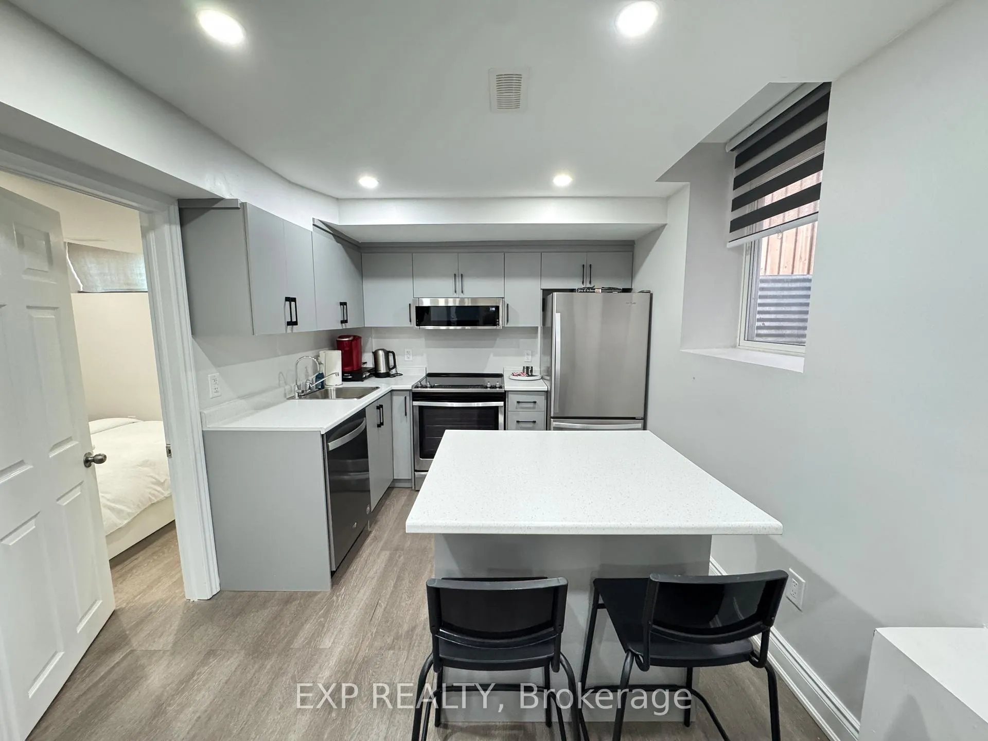Photo 7 of Unit Basement, 164 Morningside Drive, Halton Hills, Georgetown — HOMEH