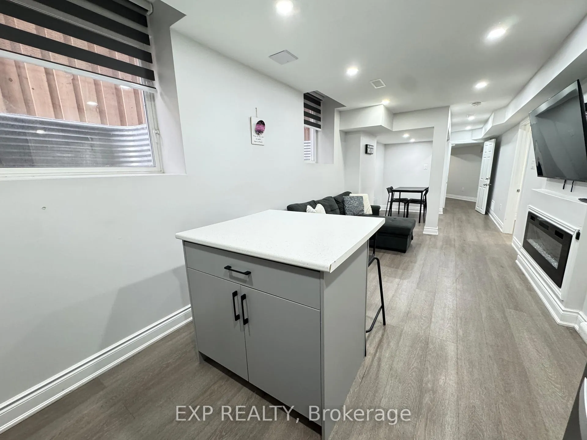 Photo 10 of Unit Basement, 164 Morningside Drive, Halton Hills, Georgetown — HOMEH