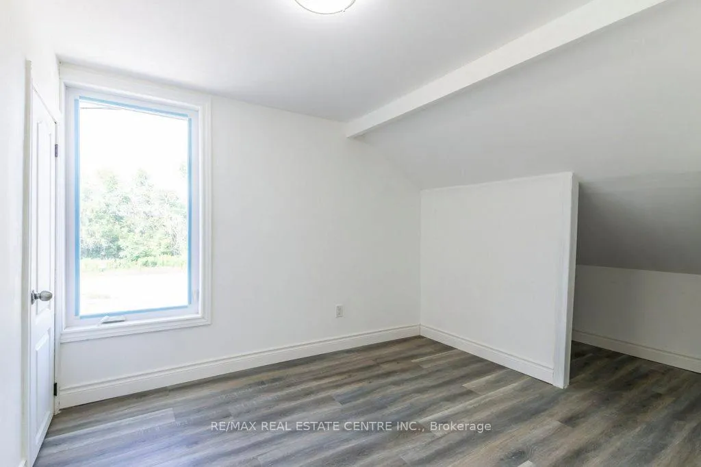 Photo 22 of 1411 Hwy 56, Hamilton, Rural Glanbrook — HOMEH