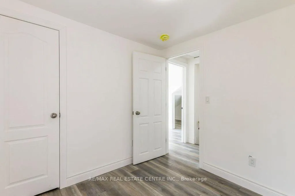 Photo 25 of 1411 Hwy 56, Hamilton, Rural Glanbrook — HOMEH