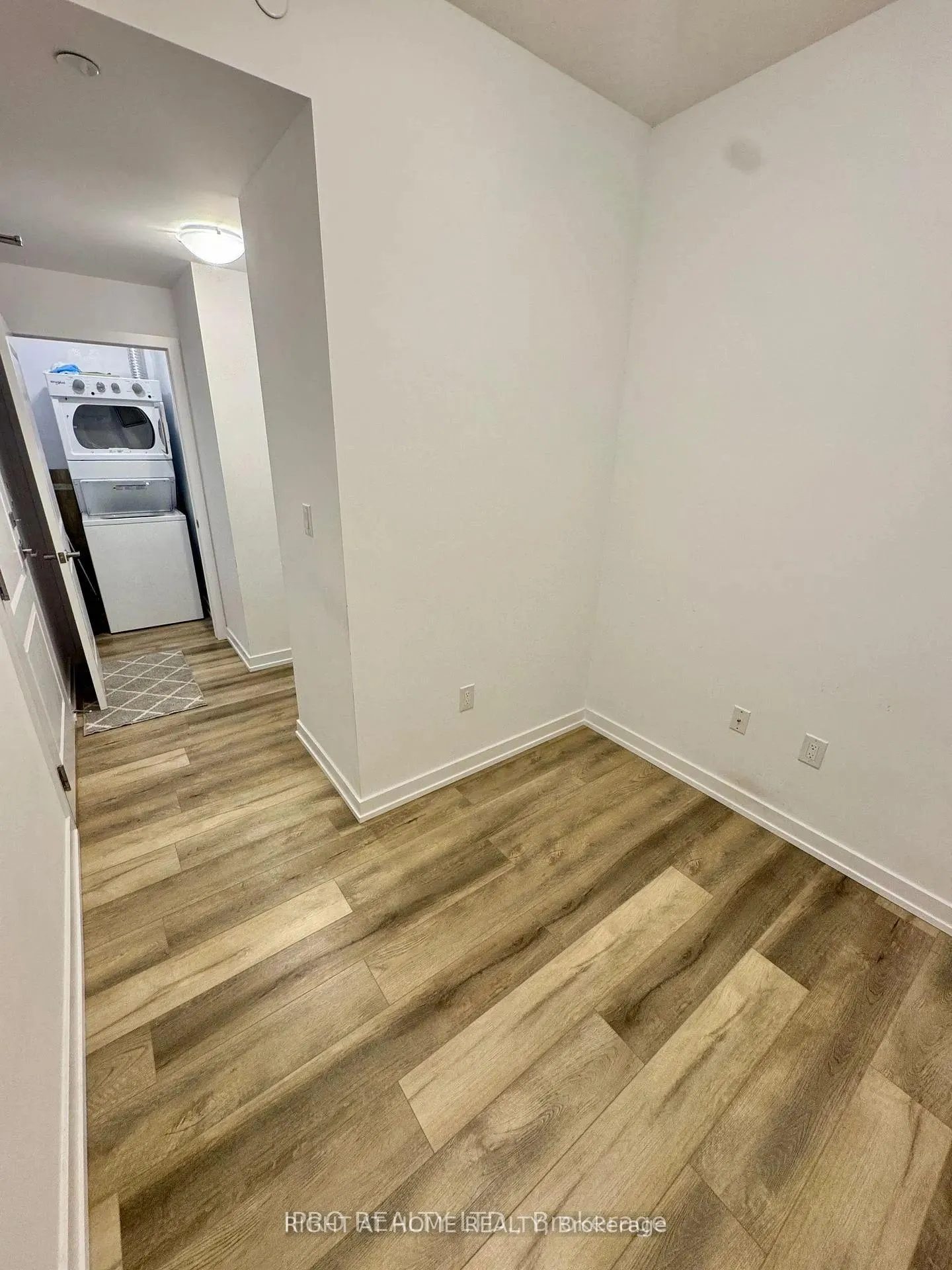 Photo 12 of Unit 316, 470 Dundas Street E, Hamilton, Waterdown — HOMEH