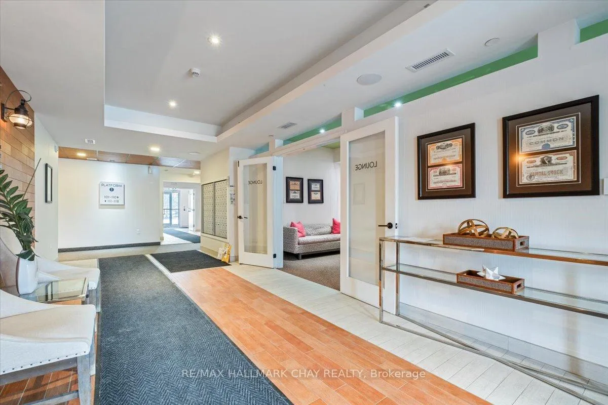 Photo 4 of Unit 306, 720 Yonge Street, Barrie, Painswick South — HOMEH