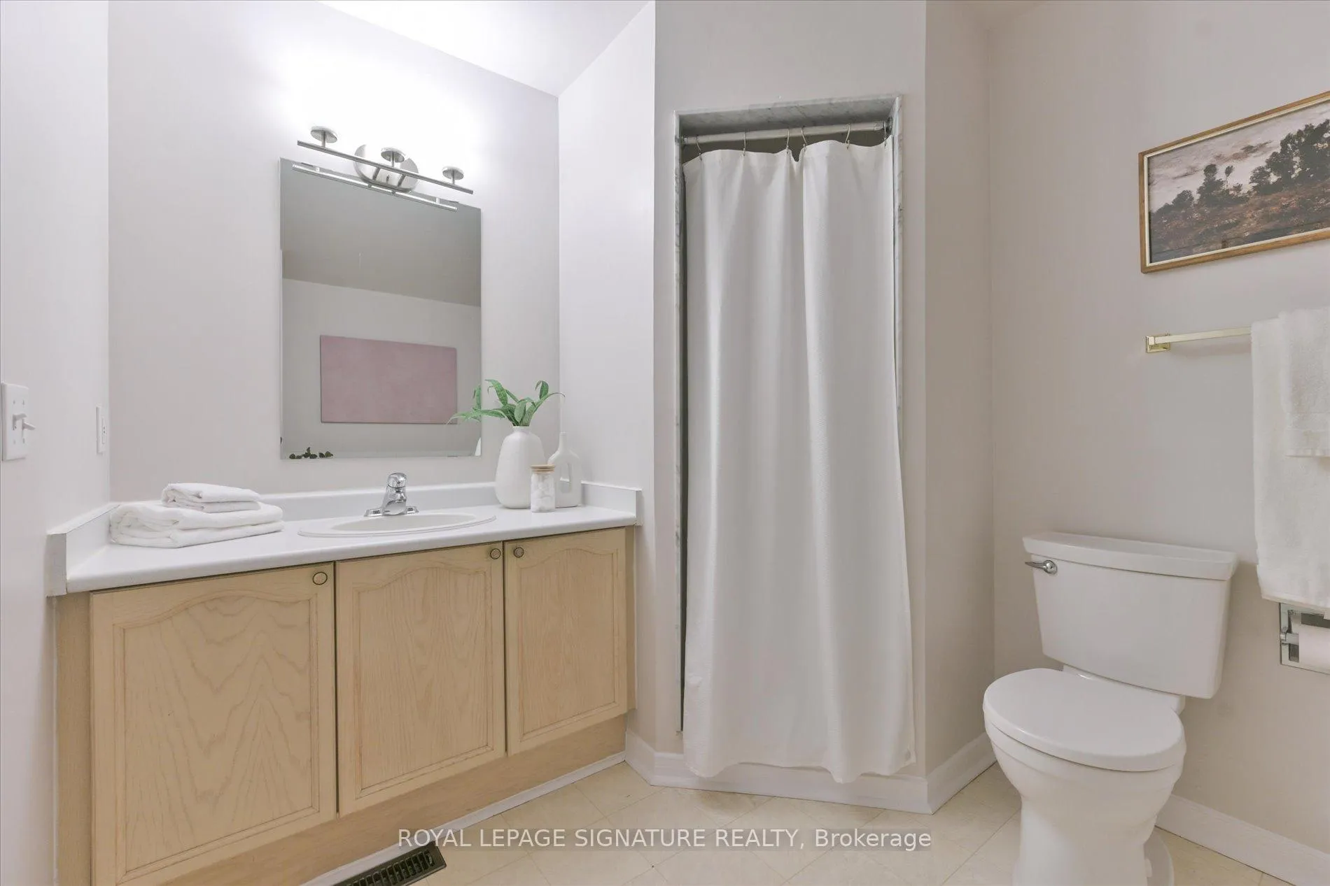 Photo 15 of Unit 6, 6157 Kingston Road, Scarborough, Centennial Scarborough — HOMEH