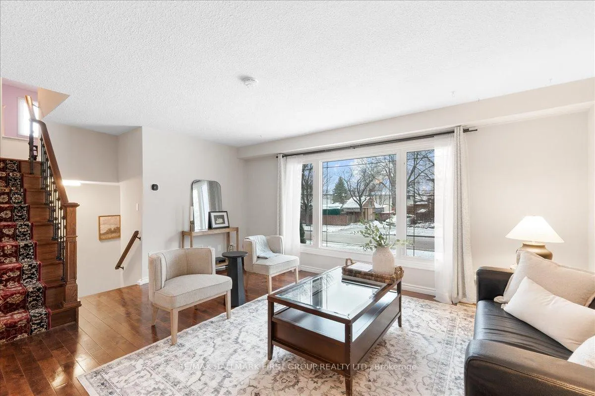 Photo 10 of 7 Cole Avenue, Clarington, Bowmanville — HOMEH