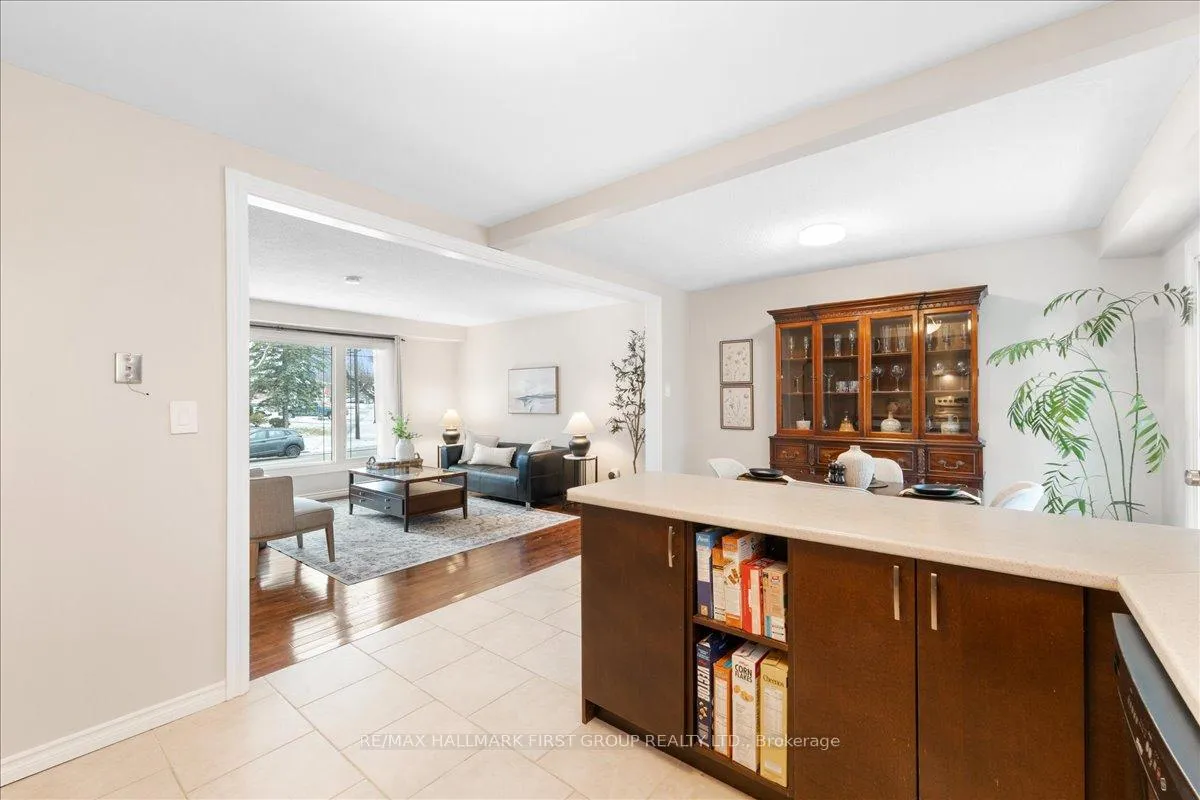 Photo 14 of 7 Cole Avenue, Clarington, Bowmanville — HOMEH