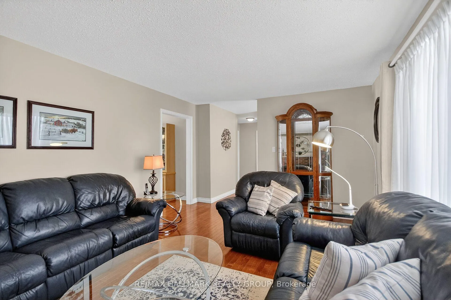 Photo 9 of 80 Maitland Street, Ottawa, Richmond — HOMEH