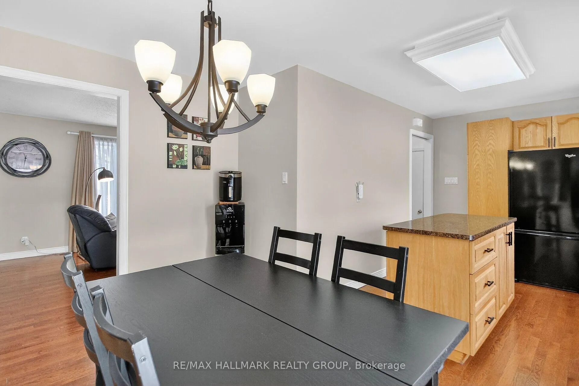 Photo 18 of 80 Maitland Street, Ottawa, Richmond — HOMEH