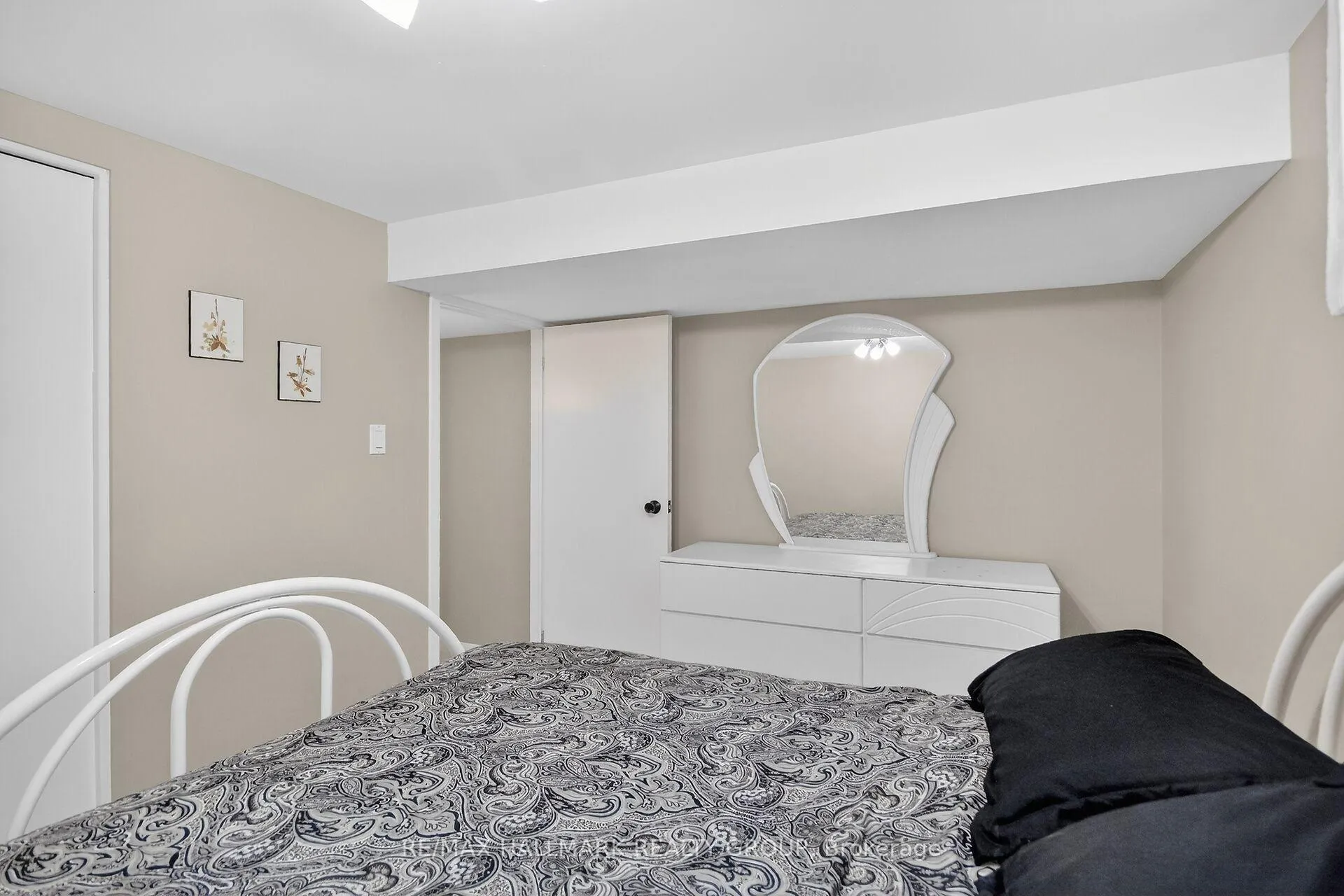 Photo 30 of 80 Maitland Street, Ottawa, Richmond — HOMEH