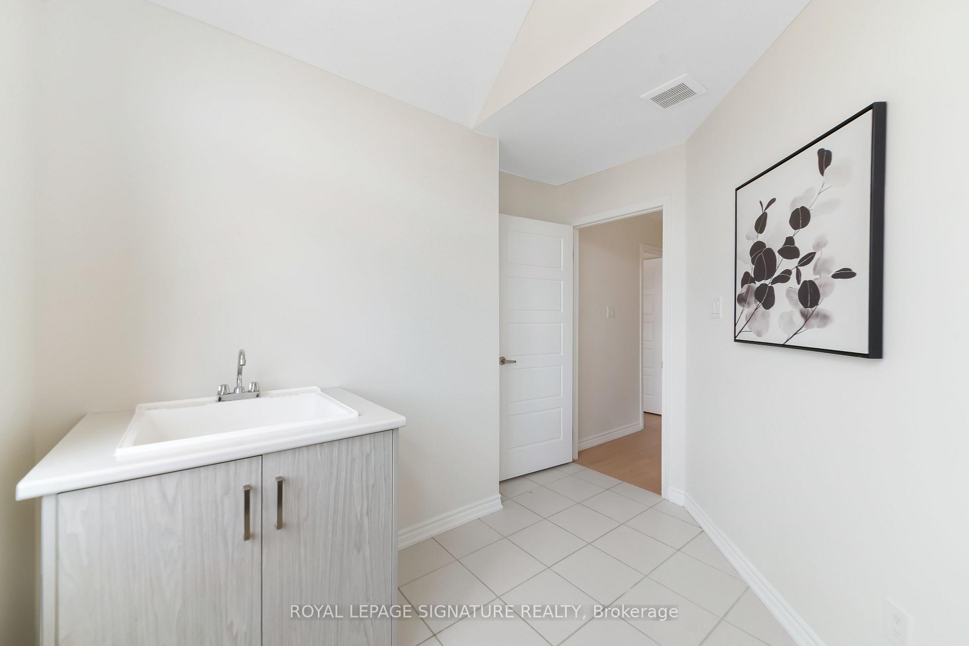 Photo 42 of 45 Forestwalk Street, Kitchener — HOMEH