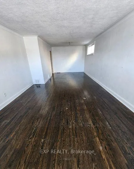 Photo 7 of 648 Glengrove Avenue, Toronto, Englemount-Lawrence — HOMEH