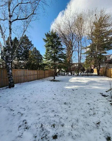 Photo 20 of 648 Glengrove Avenue, Toronto, Englemount-Lawrence — HOMEH