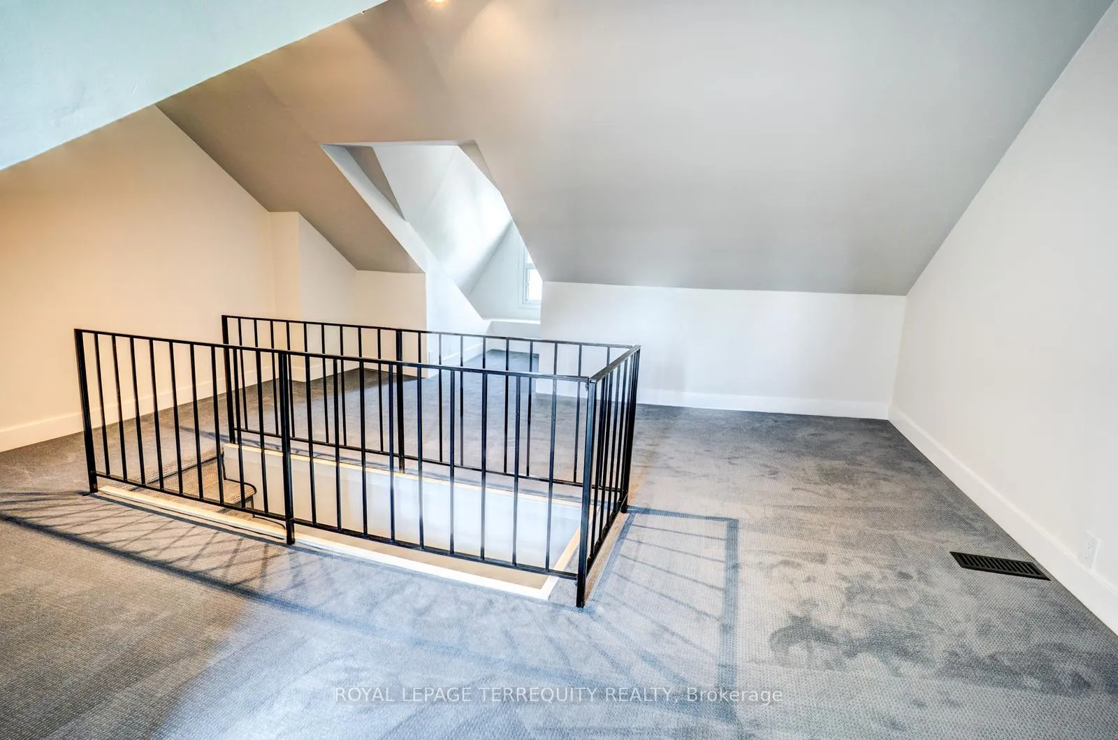 Photo 20 of Unit Upper, 743 Gerrard Street E, Toronto, South Riverdale — HOMEH