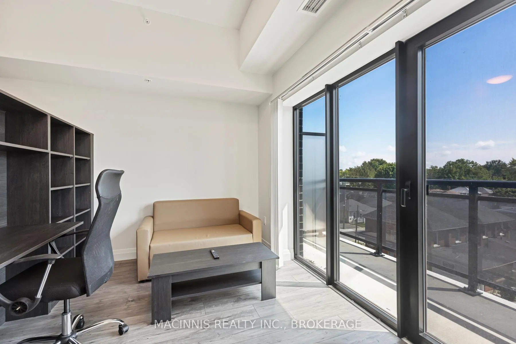 Photo 12 of Unit 410, 652 Princess Street, Kingston, Central City East — HOMEH